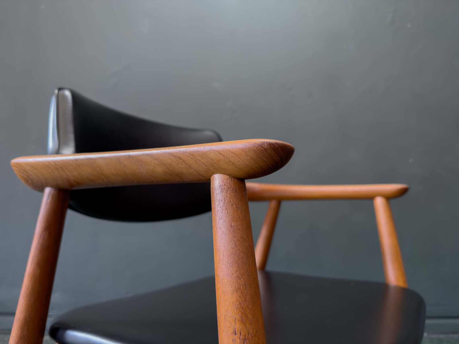 550.0 Teak Gm11 Armchair By Svend Aage Eriksen Of Glostrup photo
