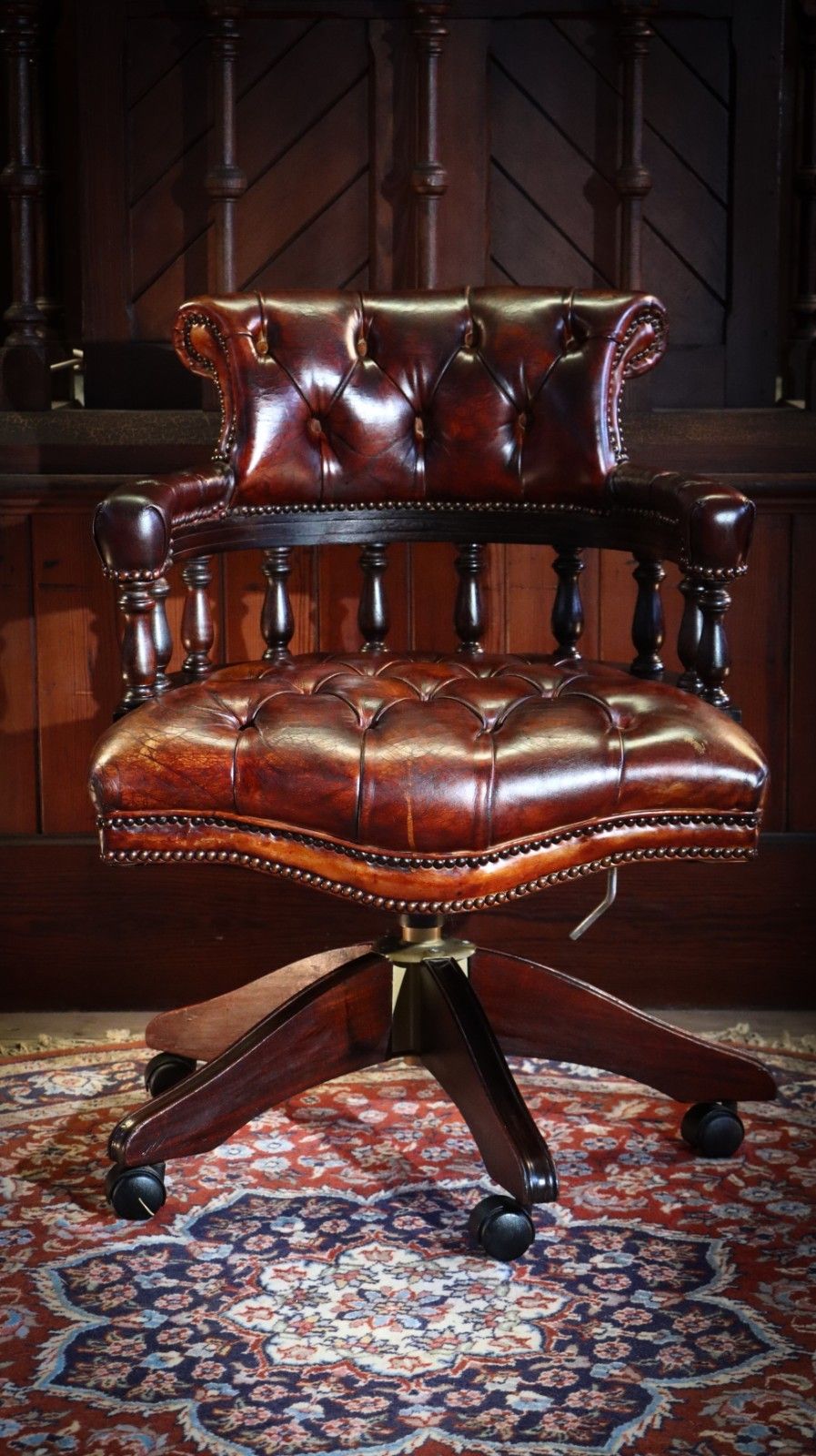 photo buy Stunning George Smith Captains Swivel Leather Armchair Dark Tan Del 🚚