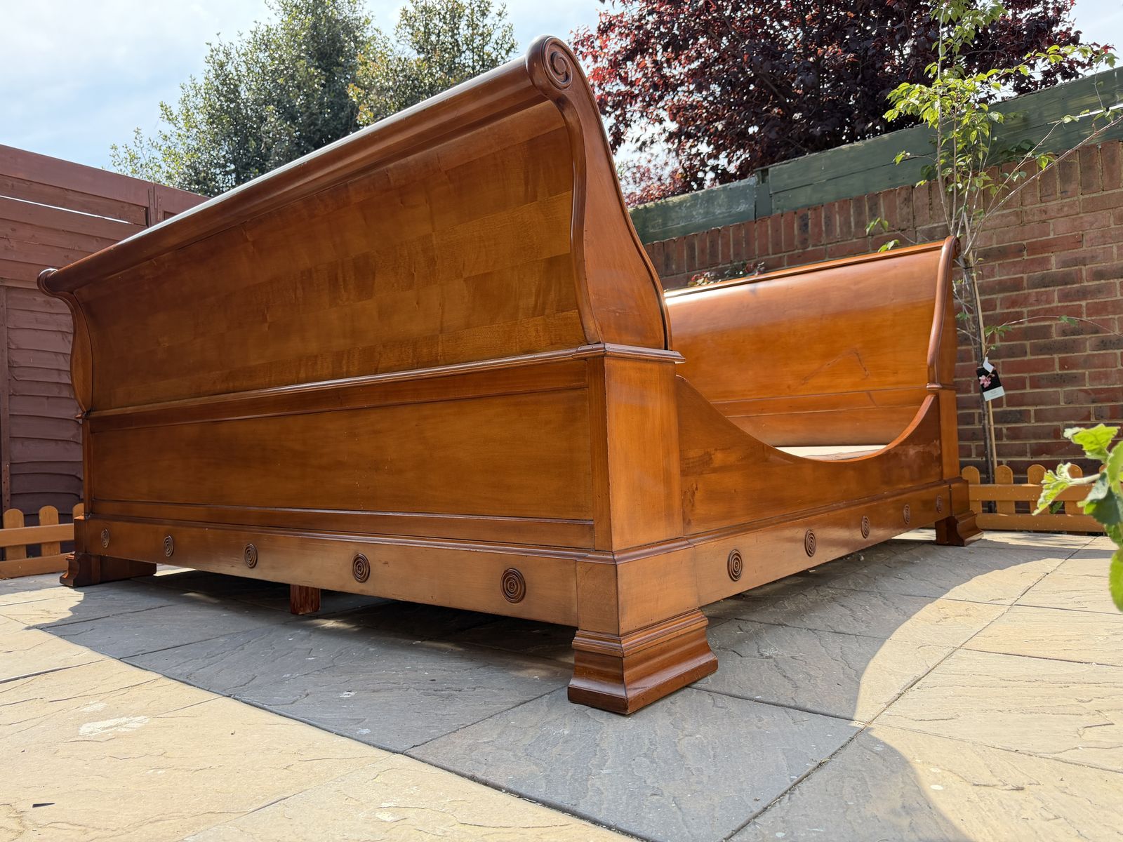 Furniture Glorious “And So To Bed” Luxury Chamonix Sleigh Emperor Frame   Great Condition – Rrp £7.5k photo