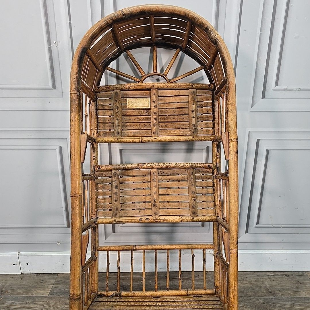photo furniture Vintage Bamboo Rattan Bookcase étagère – Arched Top Shelf Unit – Boho Retro Cane