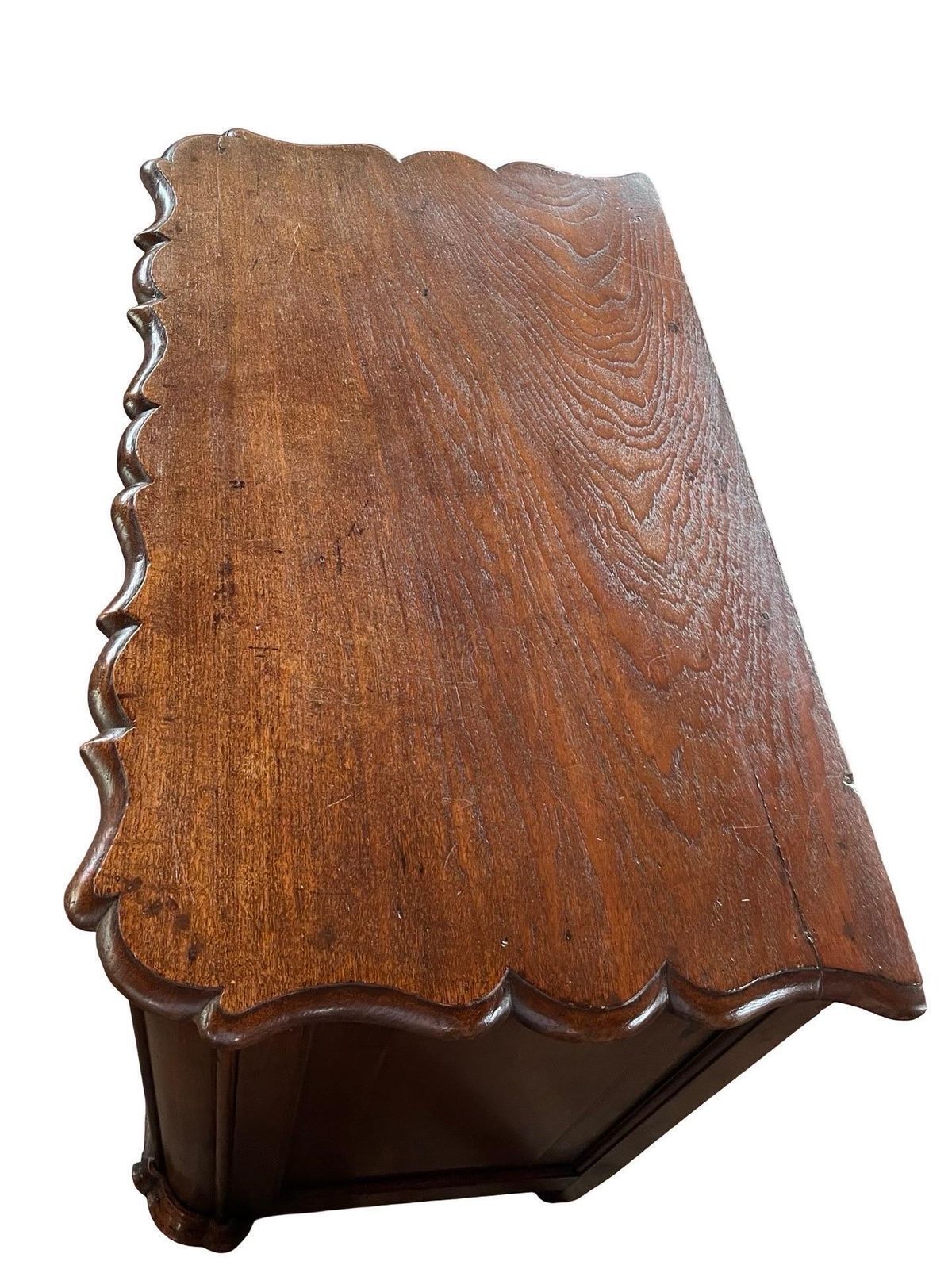 Dutch Walnut Serpentine Front Chest Of Drawers photo 3092.0