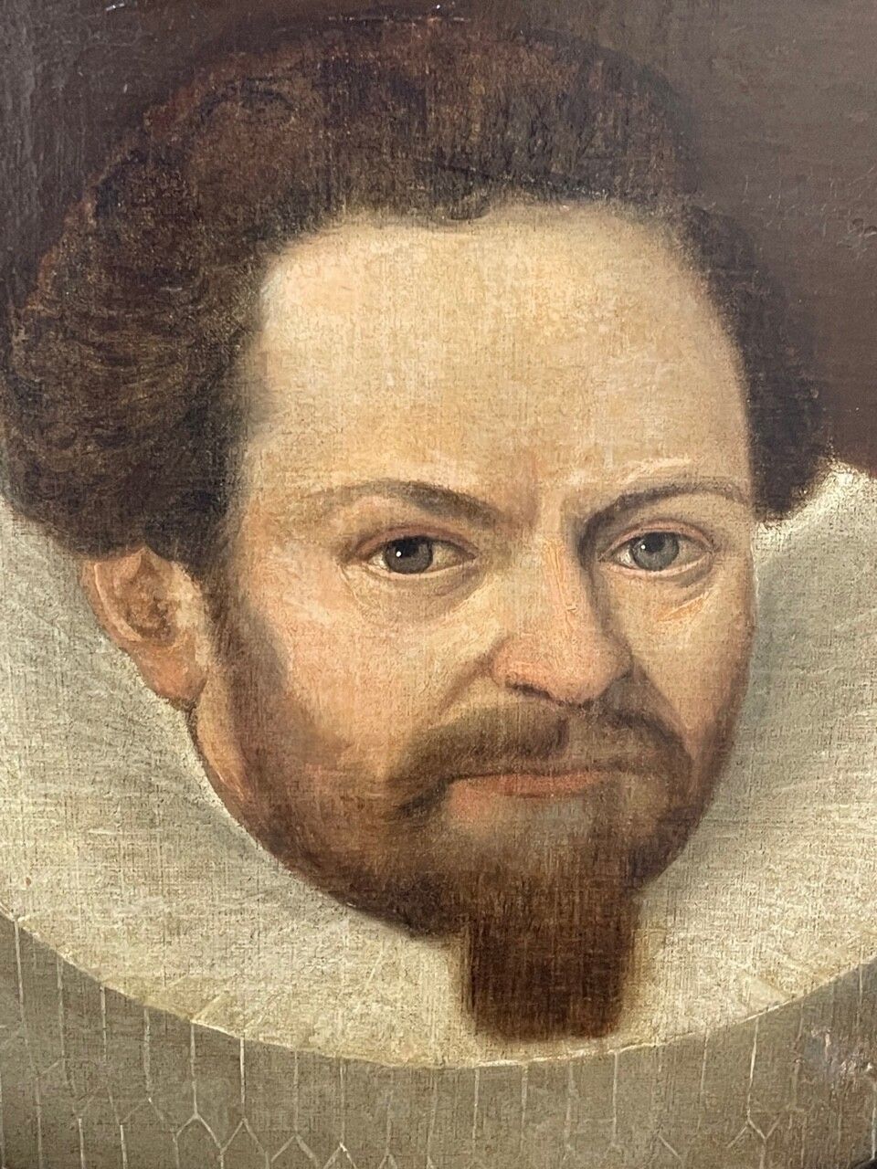 photo furniture Olieverf portret Nederlandse welgestelde koopman in de stijl van Michiel Van Mierevelt ca. 1625