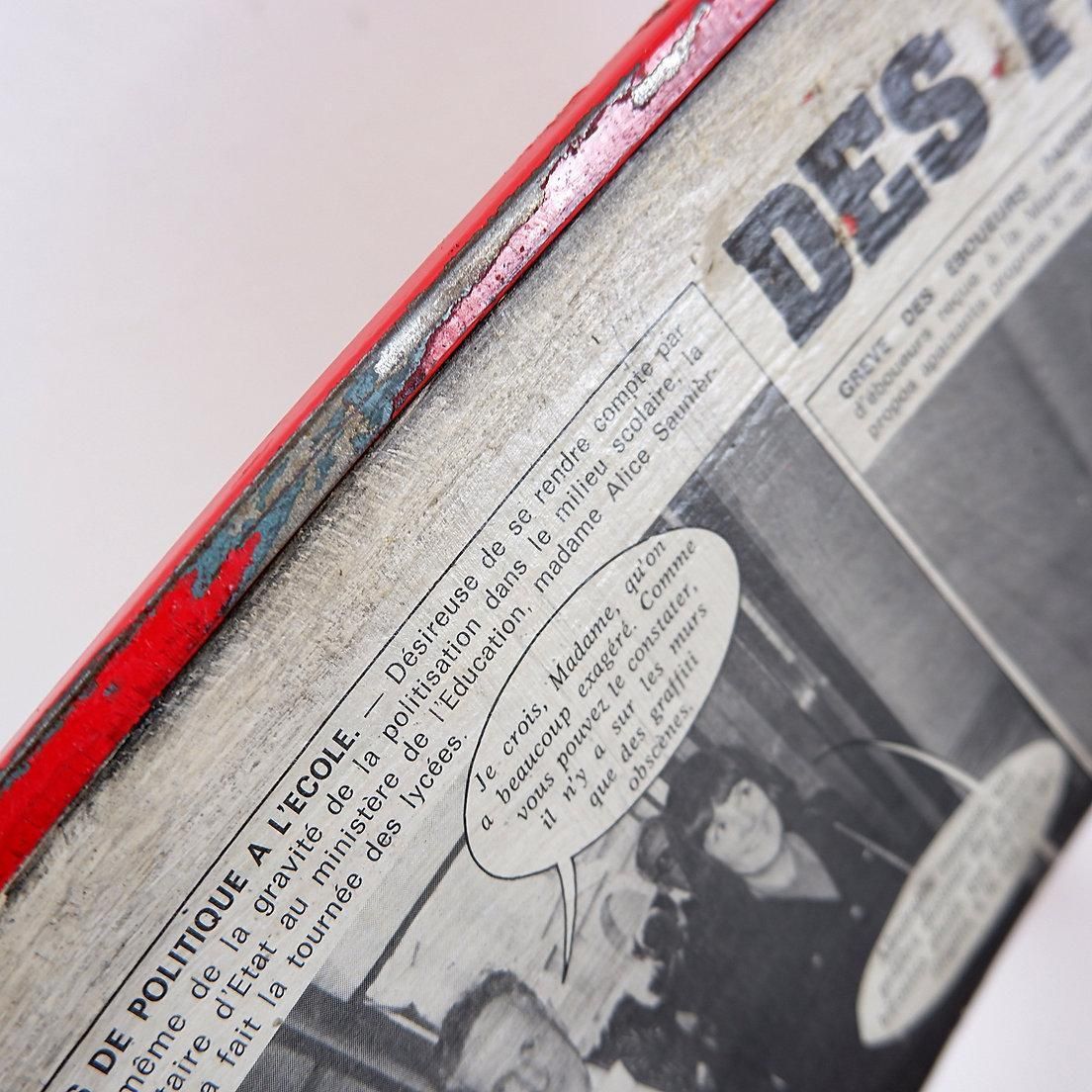 photo vinterior Set Of 3 Mullca 510 Revisited Chairs "Charlie Hebdo"