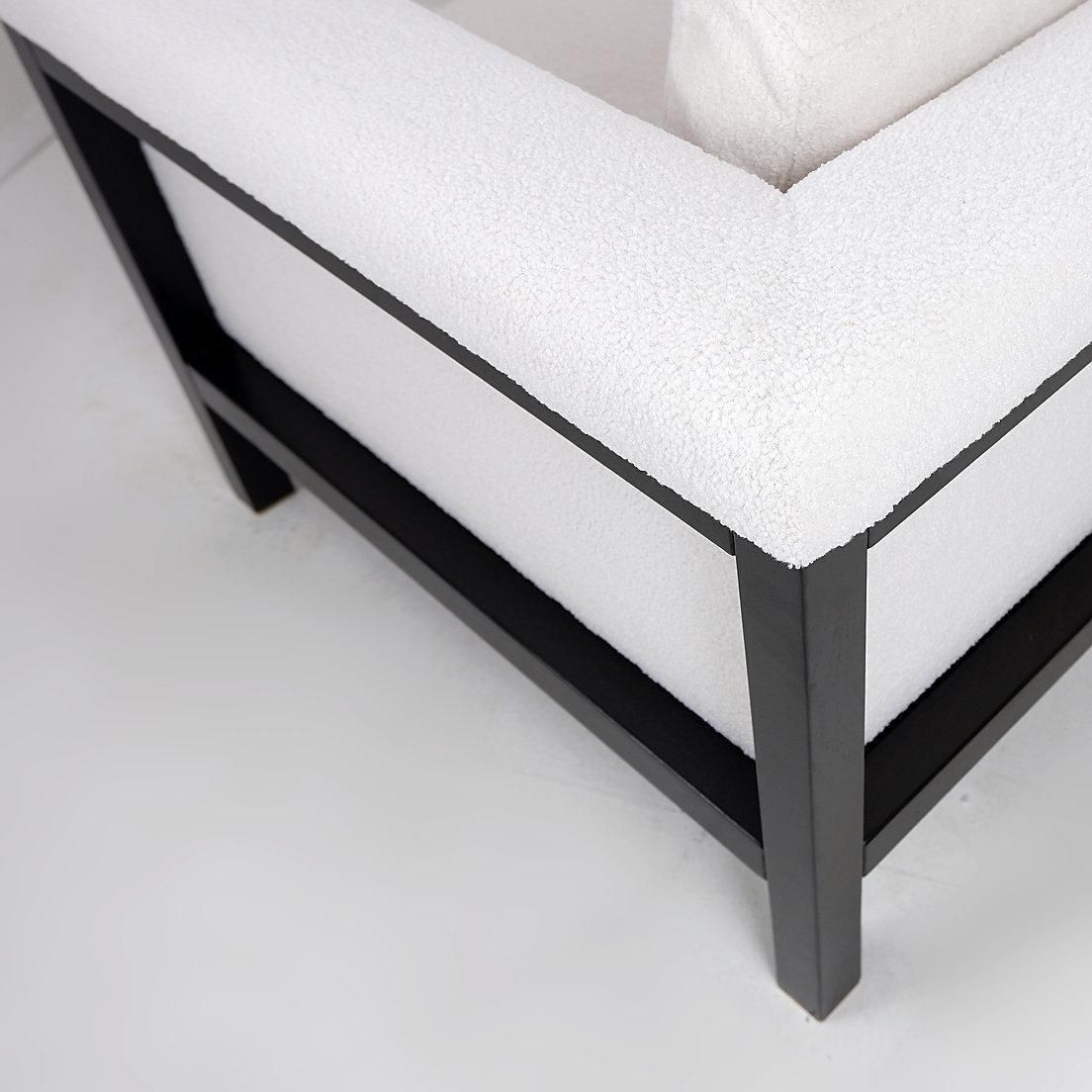 photo buy Jules Wabbes Armchair "Livourne Série 800 Luxe" By Bulo 2010
