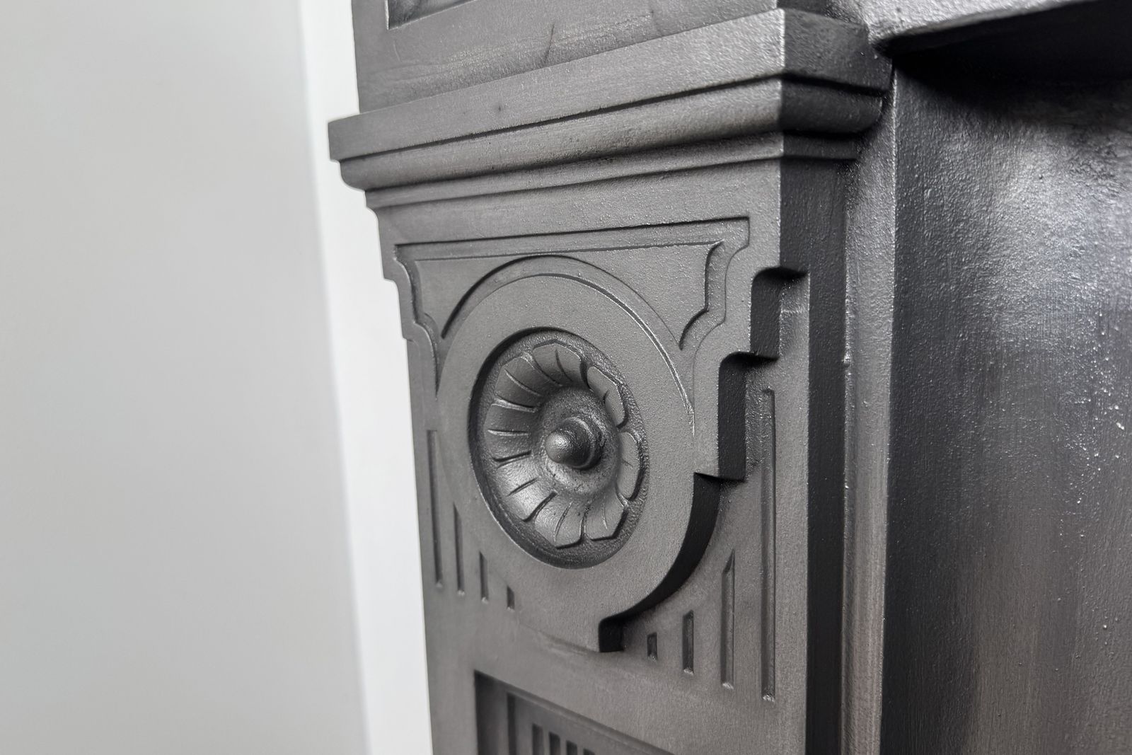 Large Antique Victorian Cast Iron Combination Fireplace. photo vintage