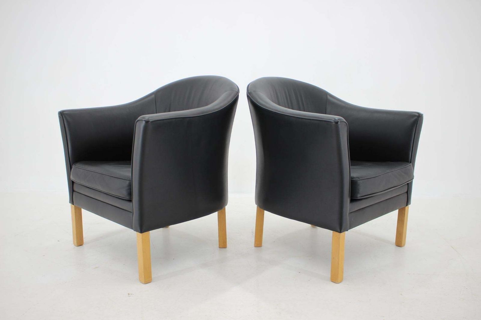 Paar Mogens Hansen lederen fauteuils, Denemarken, jaren 1970