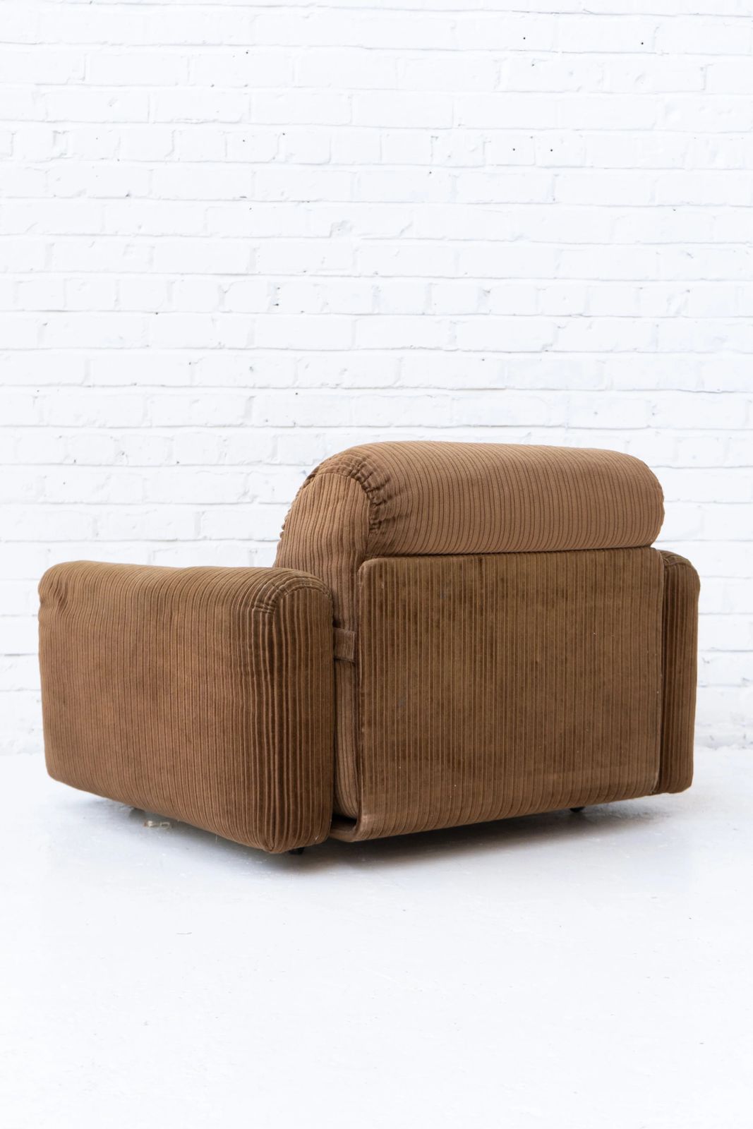1970s Italian Lounge Chair photo 395.0