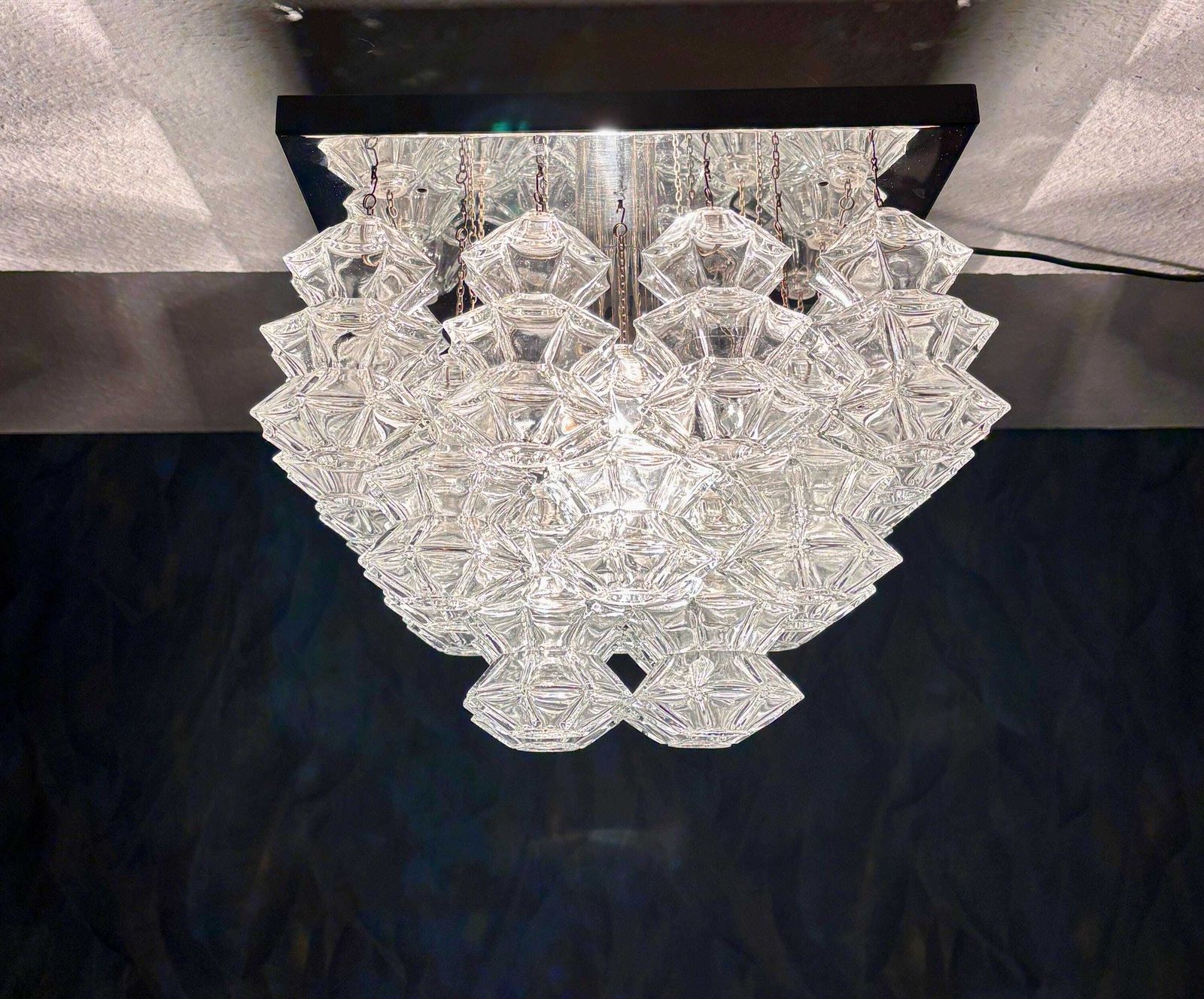 Jt Kalmar 'Pagoda' plafondlamp photo 1311.0