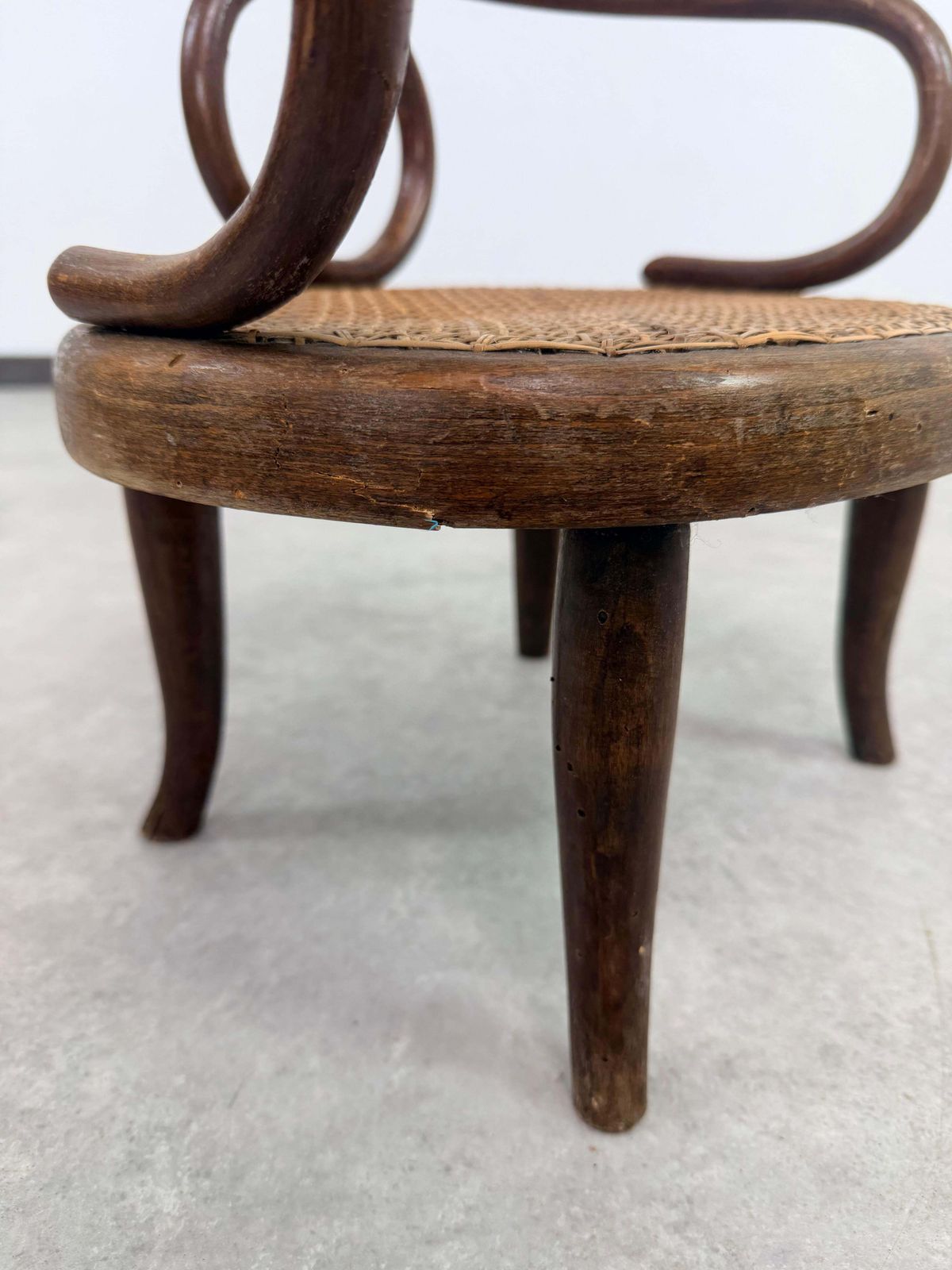 photo furniture Bentwood Chair For Children No.105 By Thonet