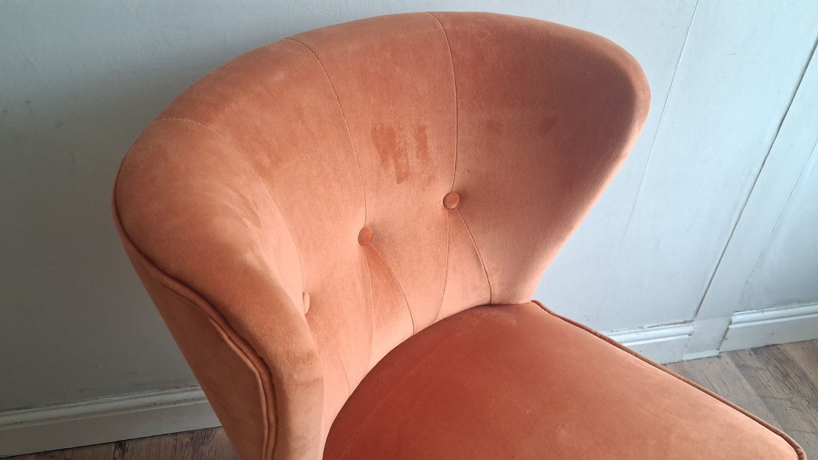 Delightful  Upholstered Velvet Cocktail/Accent /Bedroom /Hall/Lounge Chair Vgc photo for sale