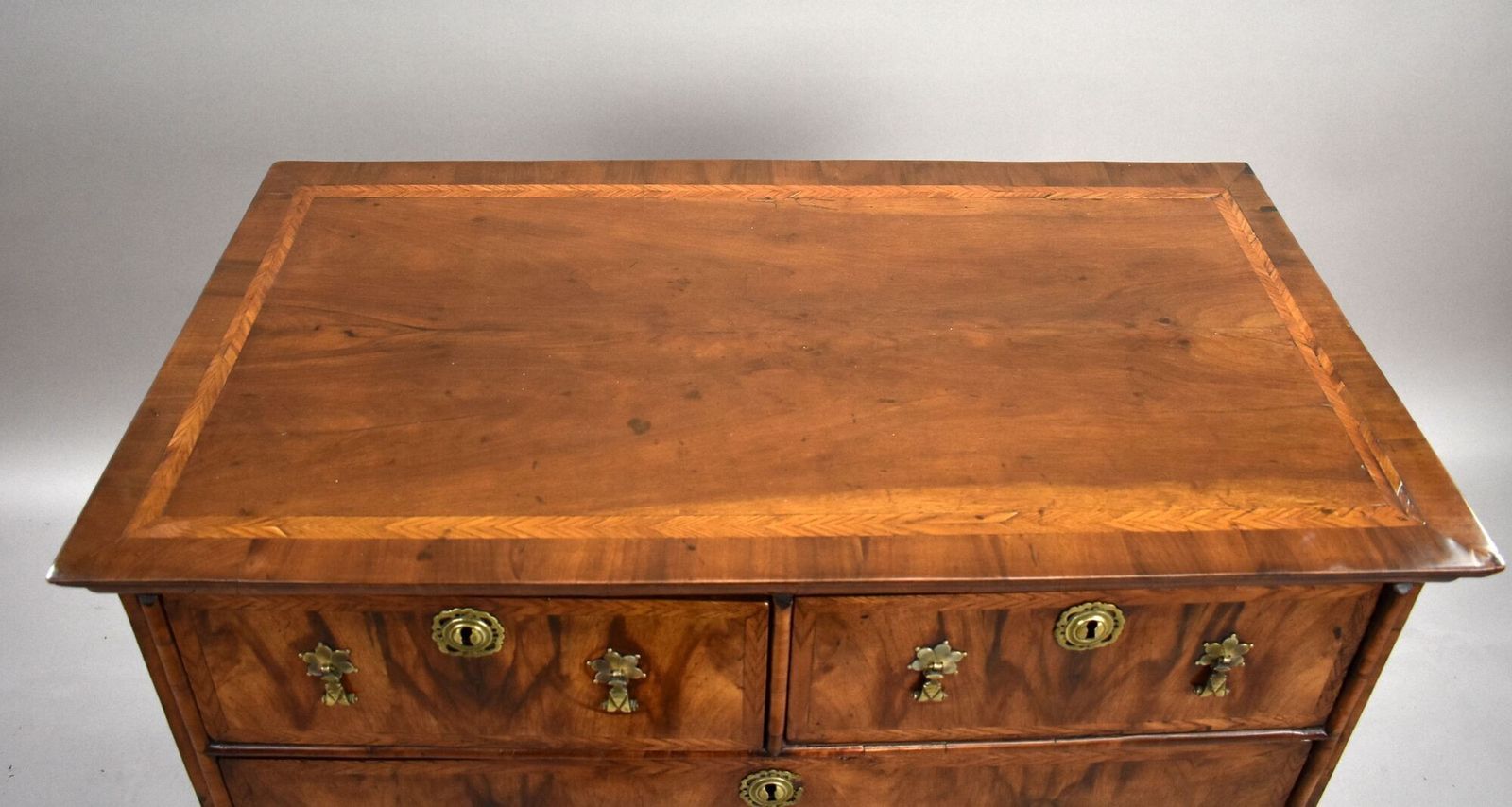 George III Burr Walnut Chest Of Drawers photo Furniture