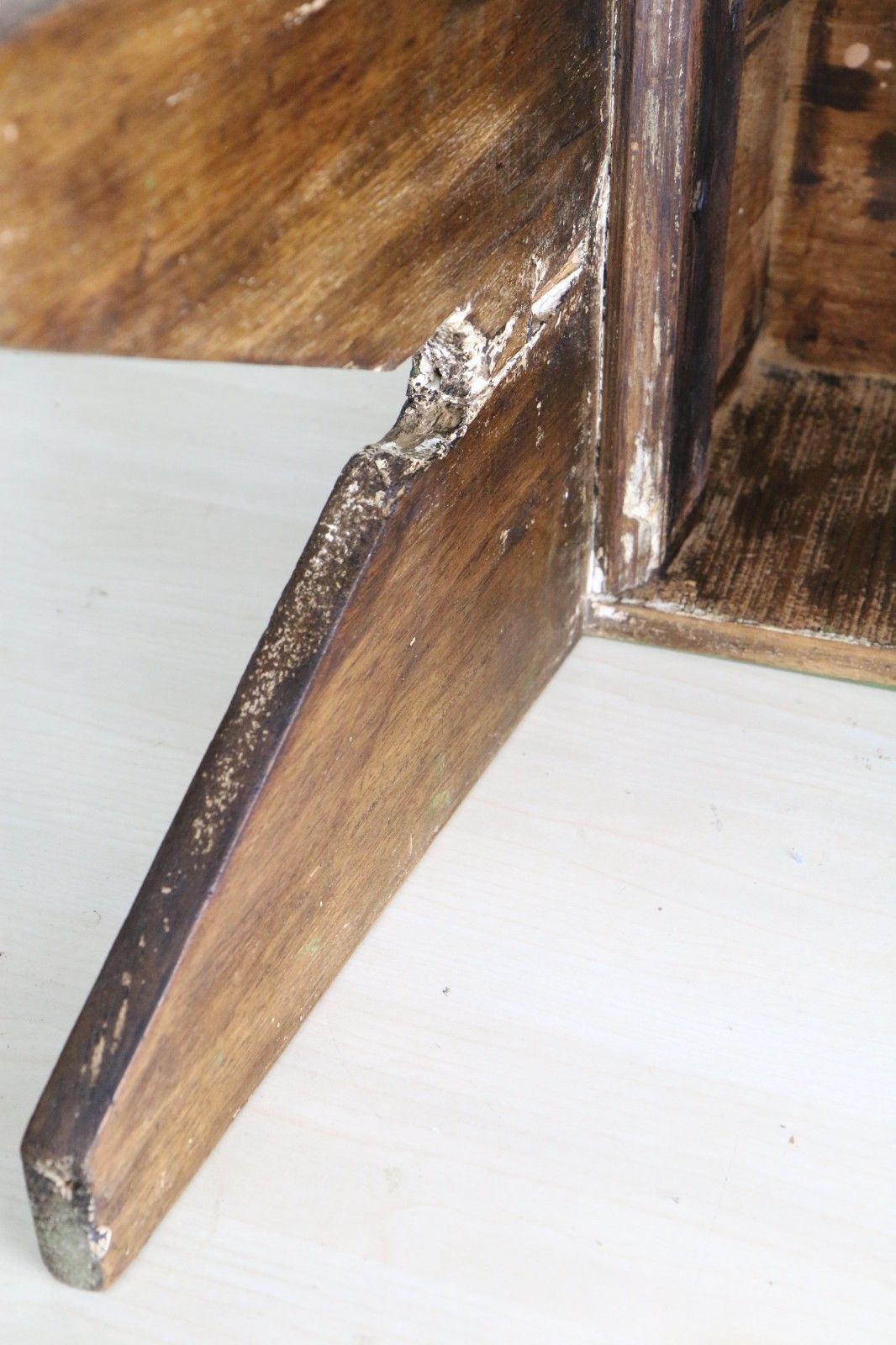 photo furniture Antique Aged Wooden Stool Rural Farmhouse Original Country Style Rustic Kitchen