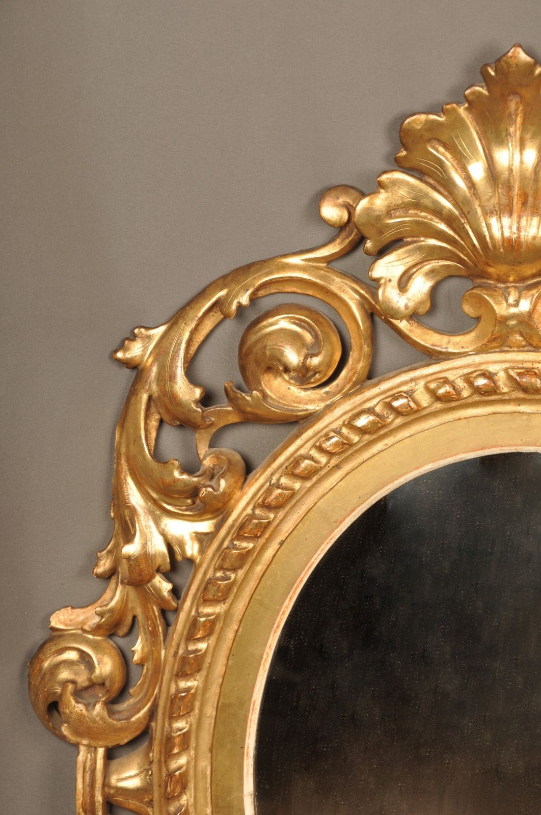 Late 18th Century Florentine Giltwood Oval Mirror photo Home Decor
