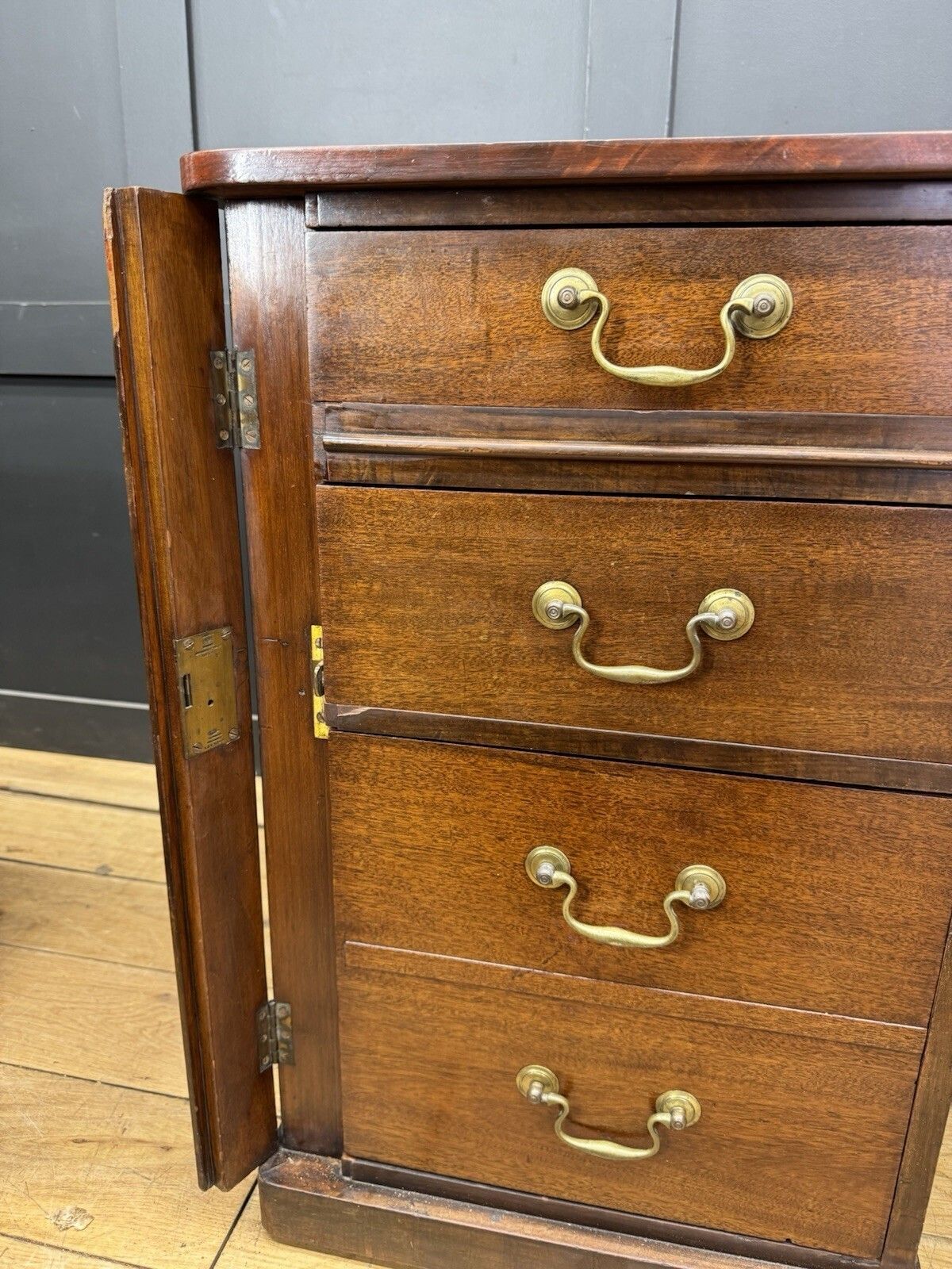 photo furniture Antique Mahogany Twin Pedestal Desk Kneehole Writing Office Desk Computer Desk