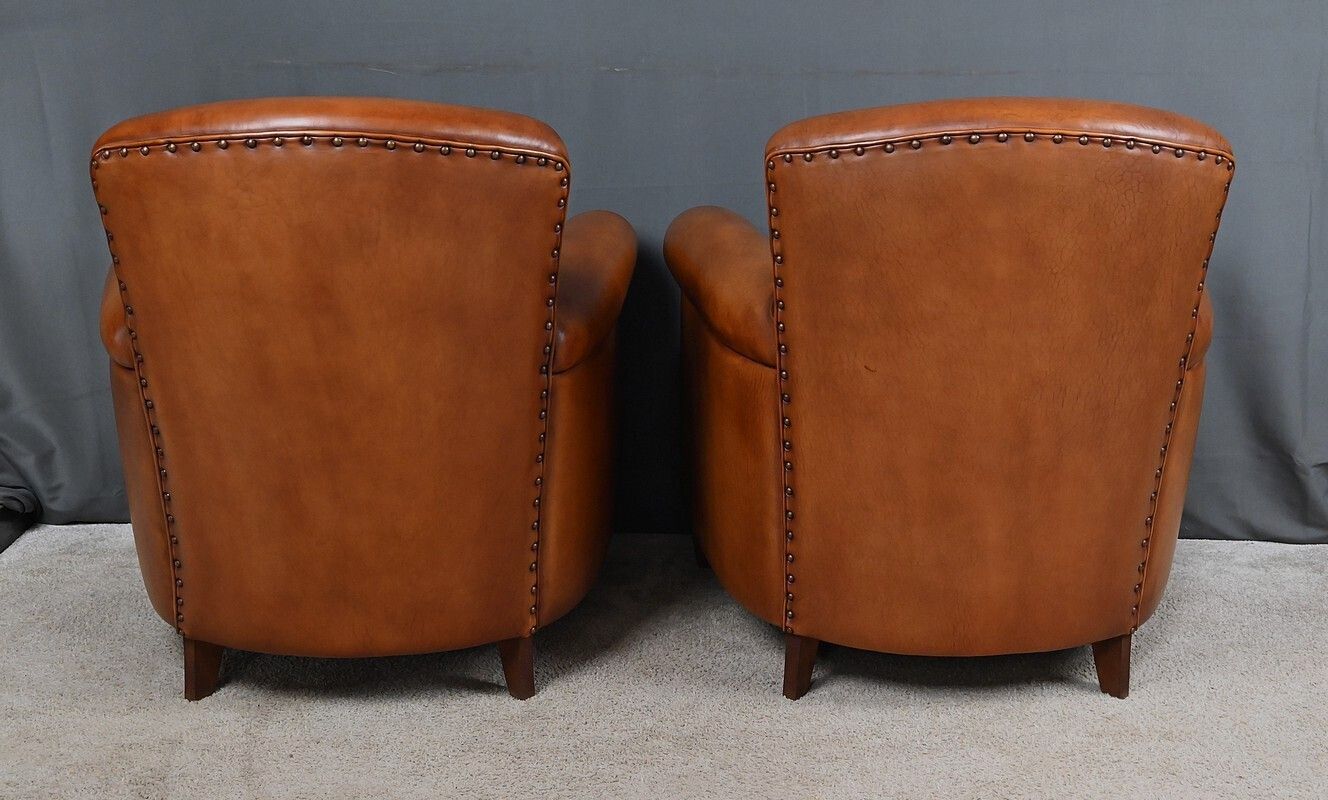 Pair Of Leather Club Chairs – Reproduction photo vintage