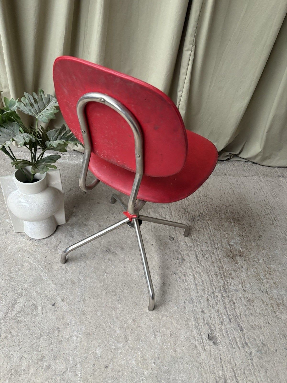 photo buy Vtg Mid Century Danish Post Modern  Modernist Desk Task Chair 1191