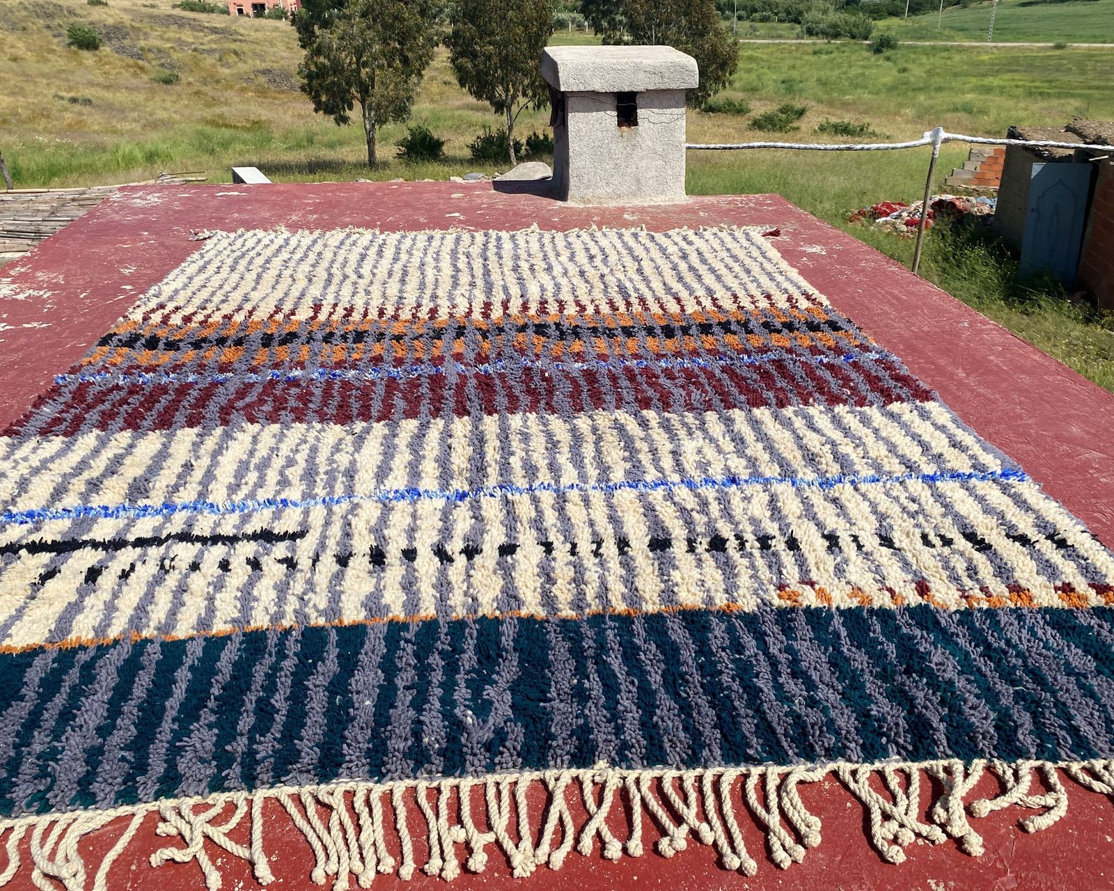 Large Vintage Moroccan Berber Rug – Abstract Striped Wool Carpet – 332 X 244 Cm photo vintage