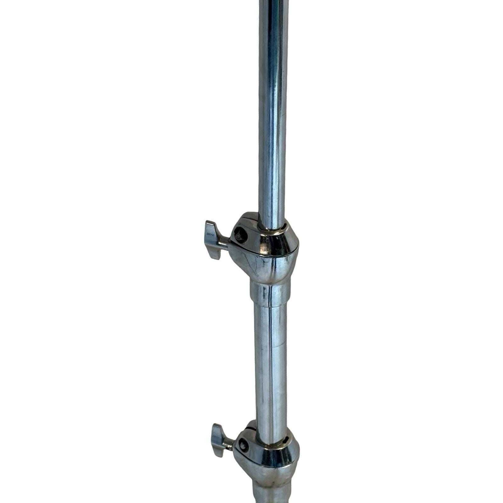 Yasu Sasamoto   Dulton Co. Ltd   Vloerlamp in de stijl van een microfoonstandaard photo 864.0