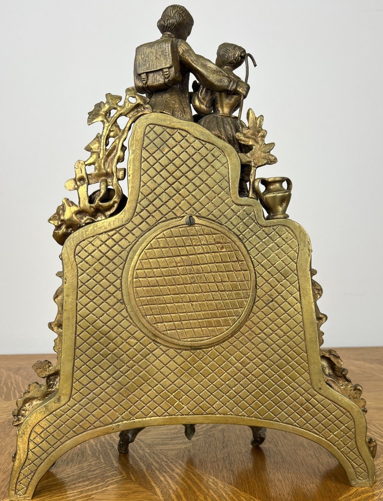 photo buy Clock Vintage Brass Figurine Mantel Clock Ornate Decorative Table Clock Lot 6054
