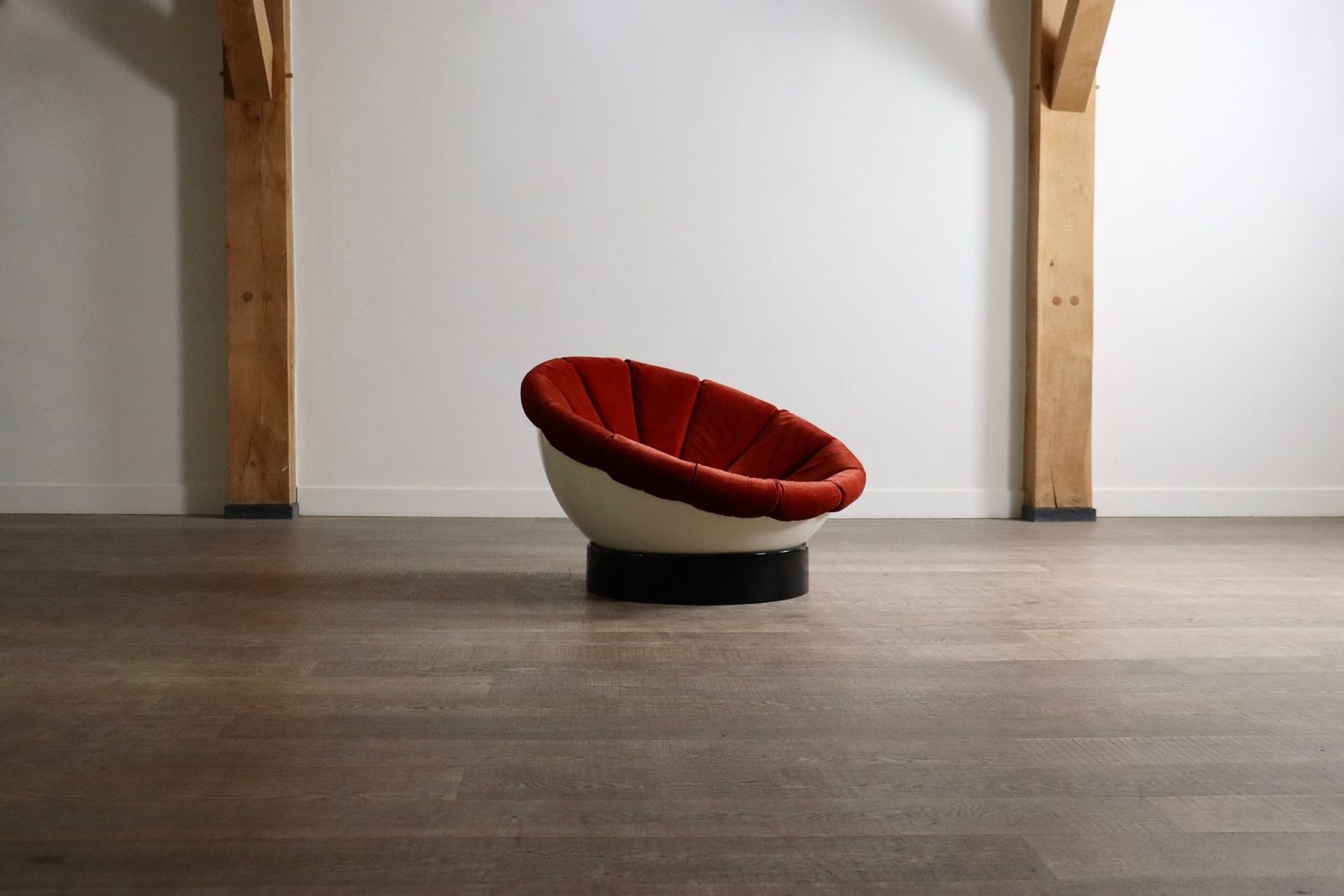 photo for sale Luciano Frigerio ‘Girasole’ Lounge Chair, Italy 1960s