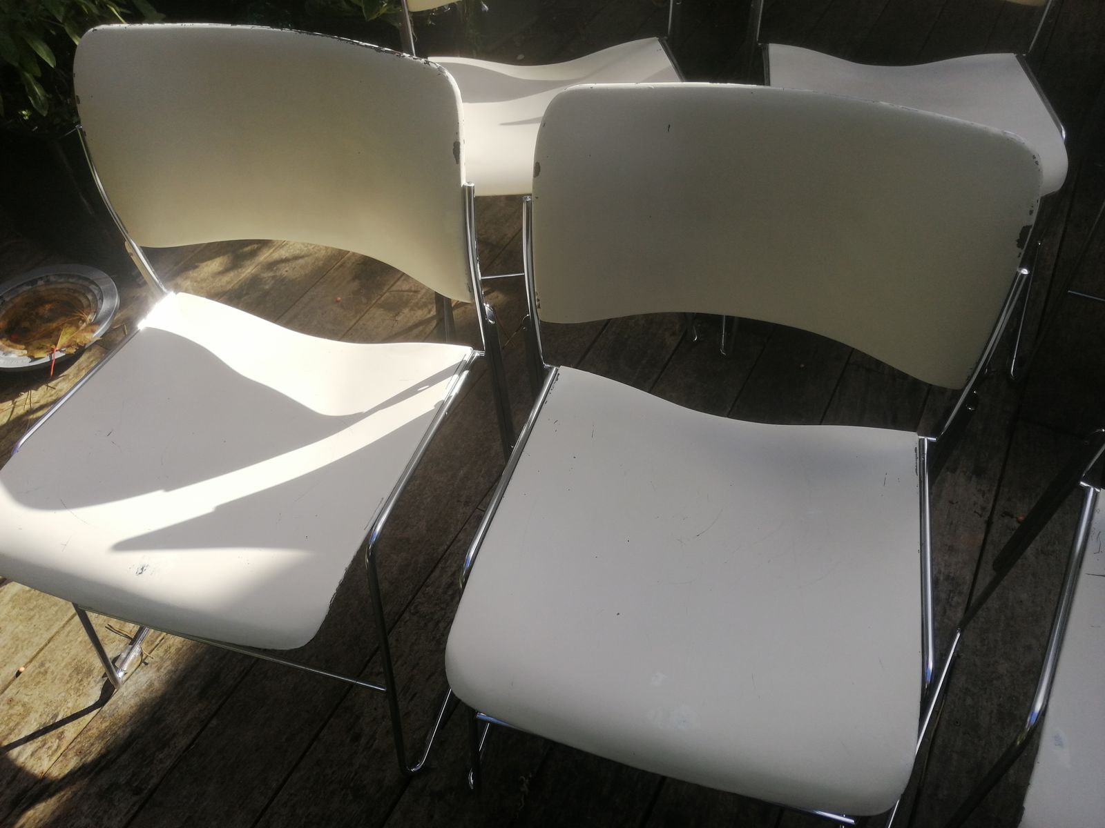 photo furniture David Rowland 40/4 Stackable Chairs