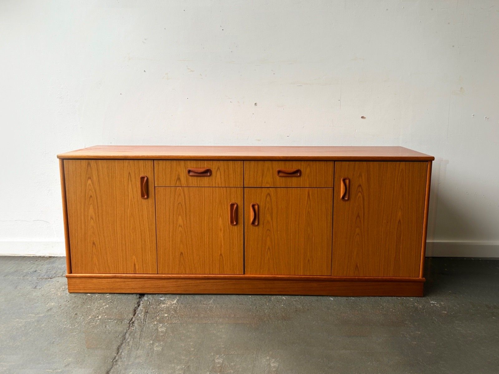 Rare 1960/70s Mid Century Teak G Plan Fresco Sideboard By V B Wilkins photo Furniture