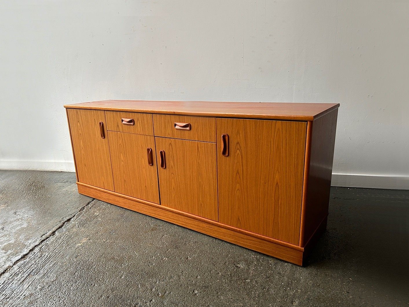 Rare 1960/70s Mid Century Teak G Plan Fresco Sideboard By V B Wilkins photo vinterior