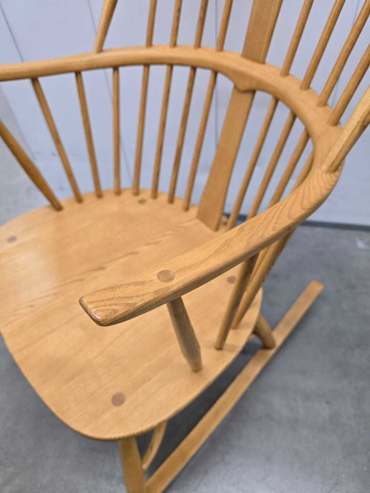 Ercol Windsor Chairmakers Rocking Chair photo Furniture