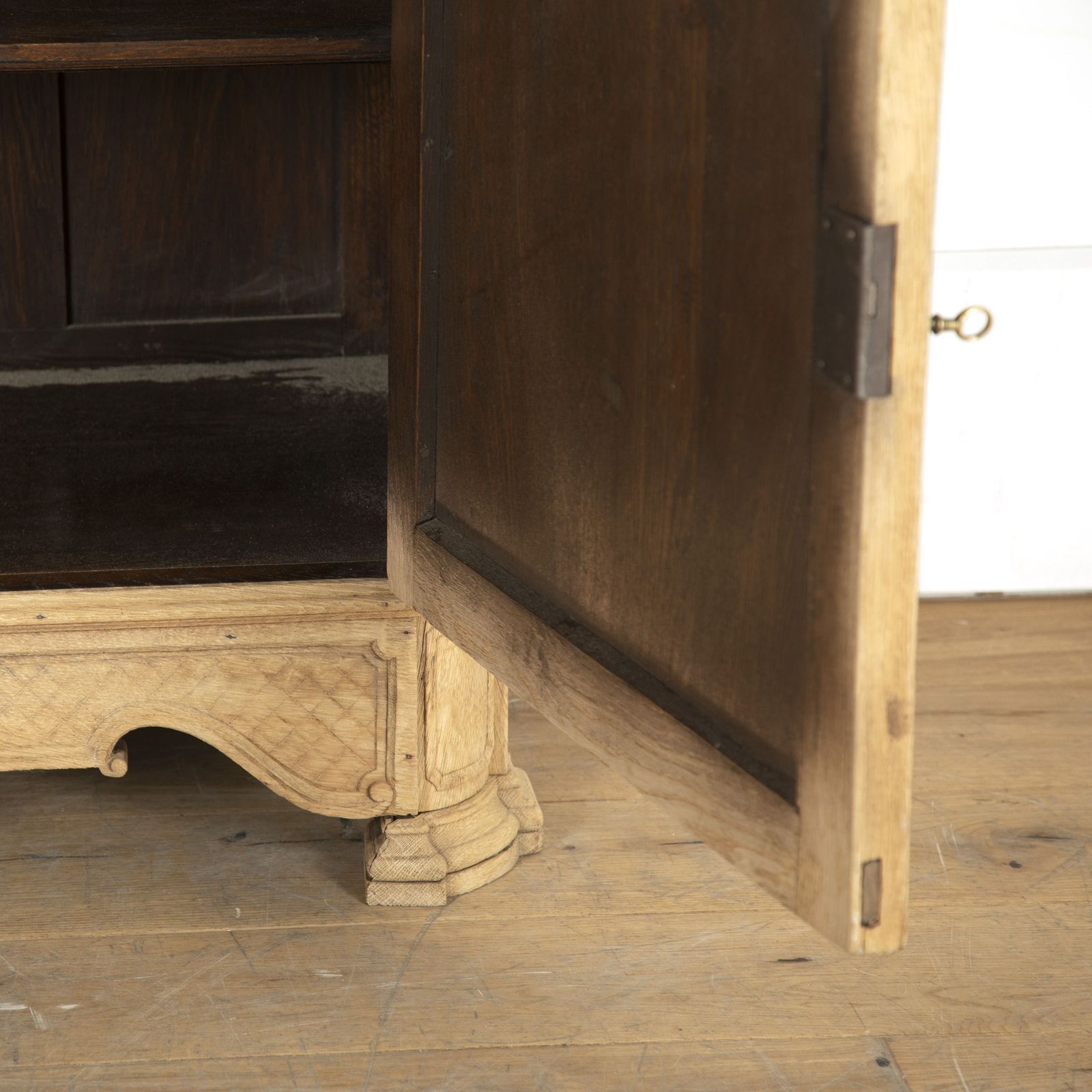 Early 19th Century Louis XVI Style Bleached Oak Buffet Antique French Carved Sideboard photo buy