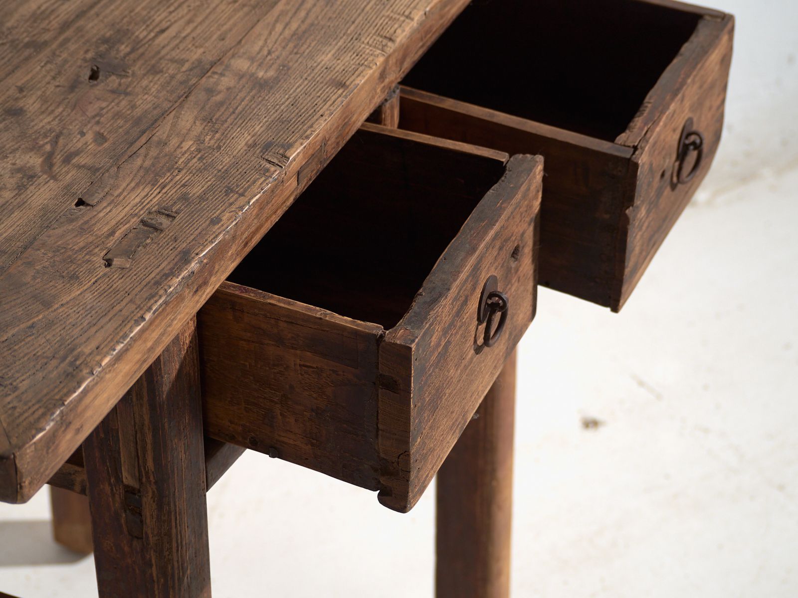 Antique Console In Elm Wood – China, Circa 1920 photo vinterior