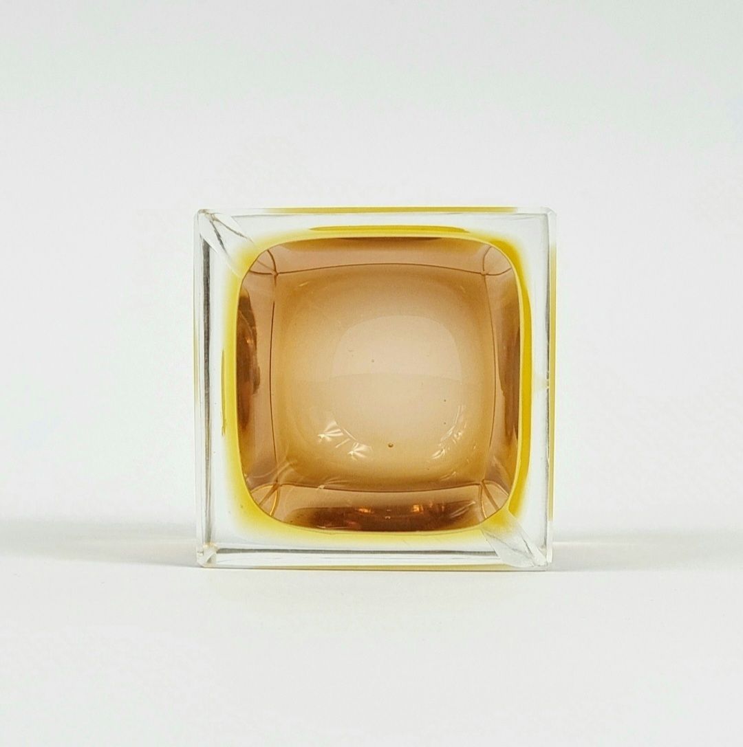 Cendrier/vide-poche mid-century en verre de Murano sommerso, par Flavio Poli pour Seguso Vetri d'Arte, Italie, années 1970 photo 165.0