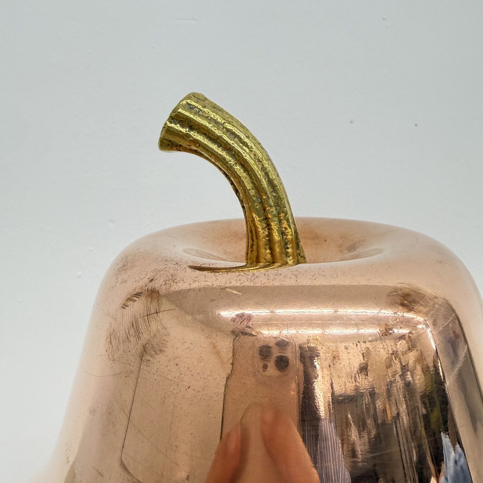 Vintage Raymor grote peervormige koperen champagne- en wijnkoeler, Italië, jaren 1970 photo furniture