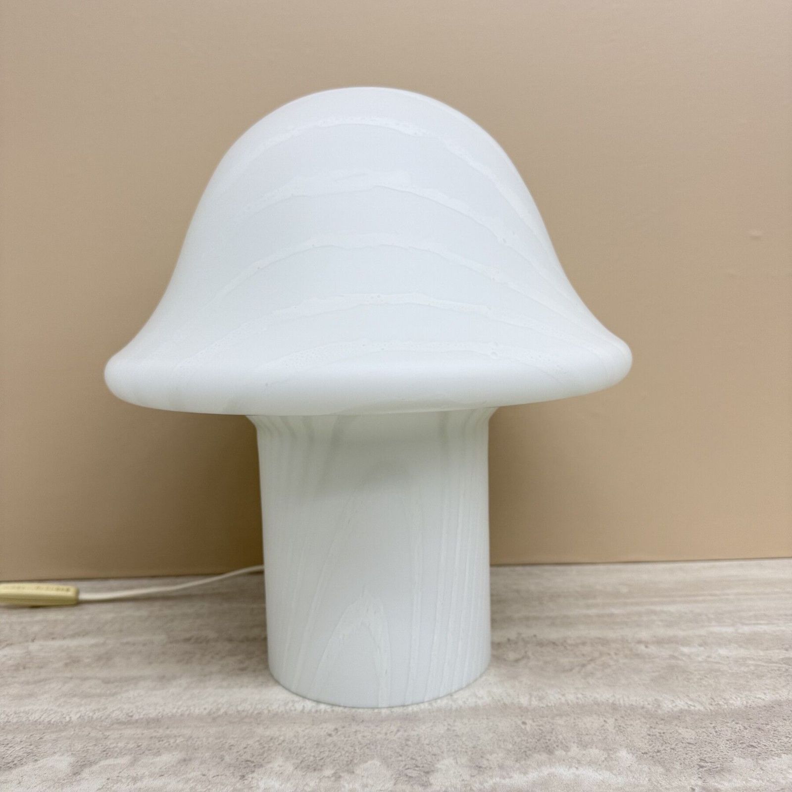 Peil & Putzler Mushroom Zebra Tafellamp, jaren 1970 photo Verlichting