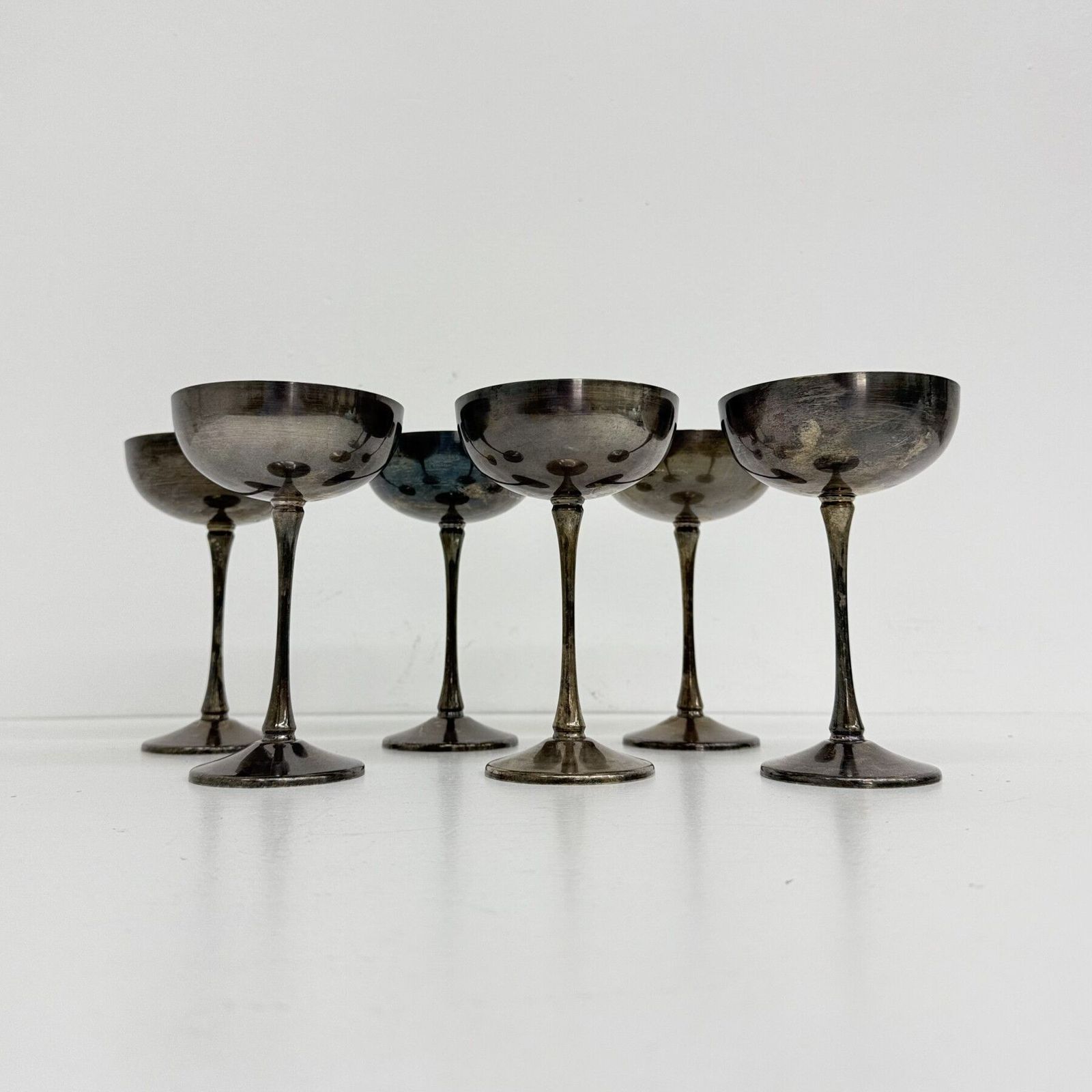 Ensemble de 6 coupes à champagne en laiton argenté, années 1970, Italie