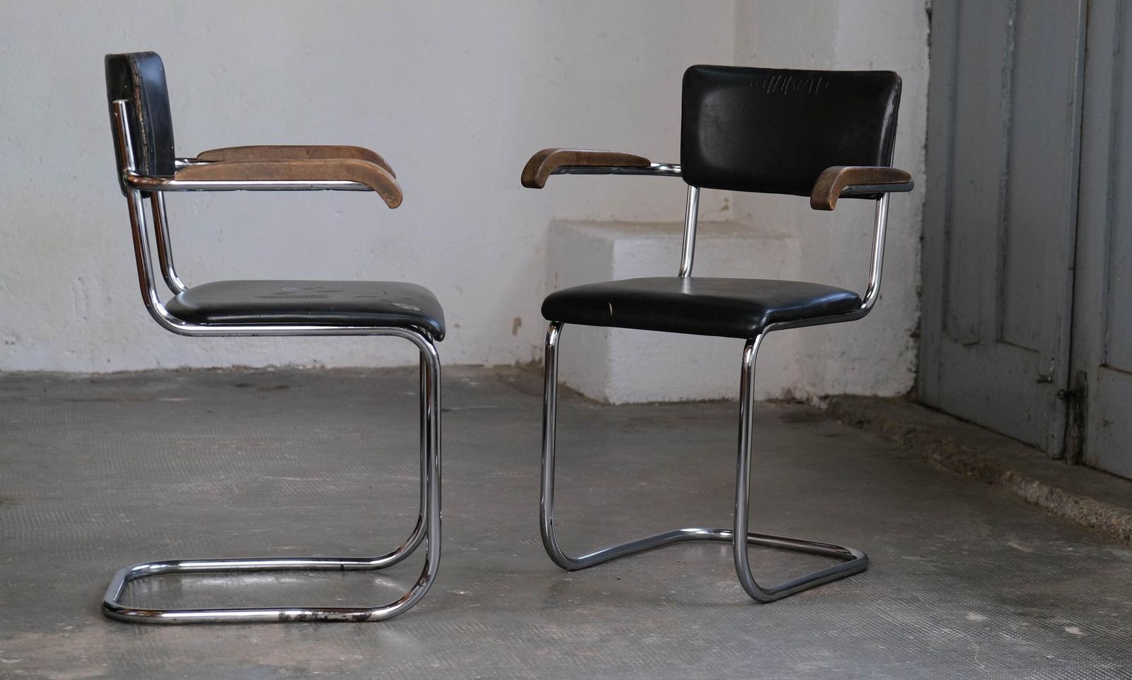 1 Of 2 Bauhaus Cantilever Armchair Mart Stam S 43 photo furniture