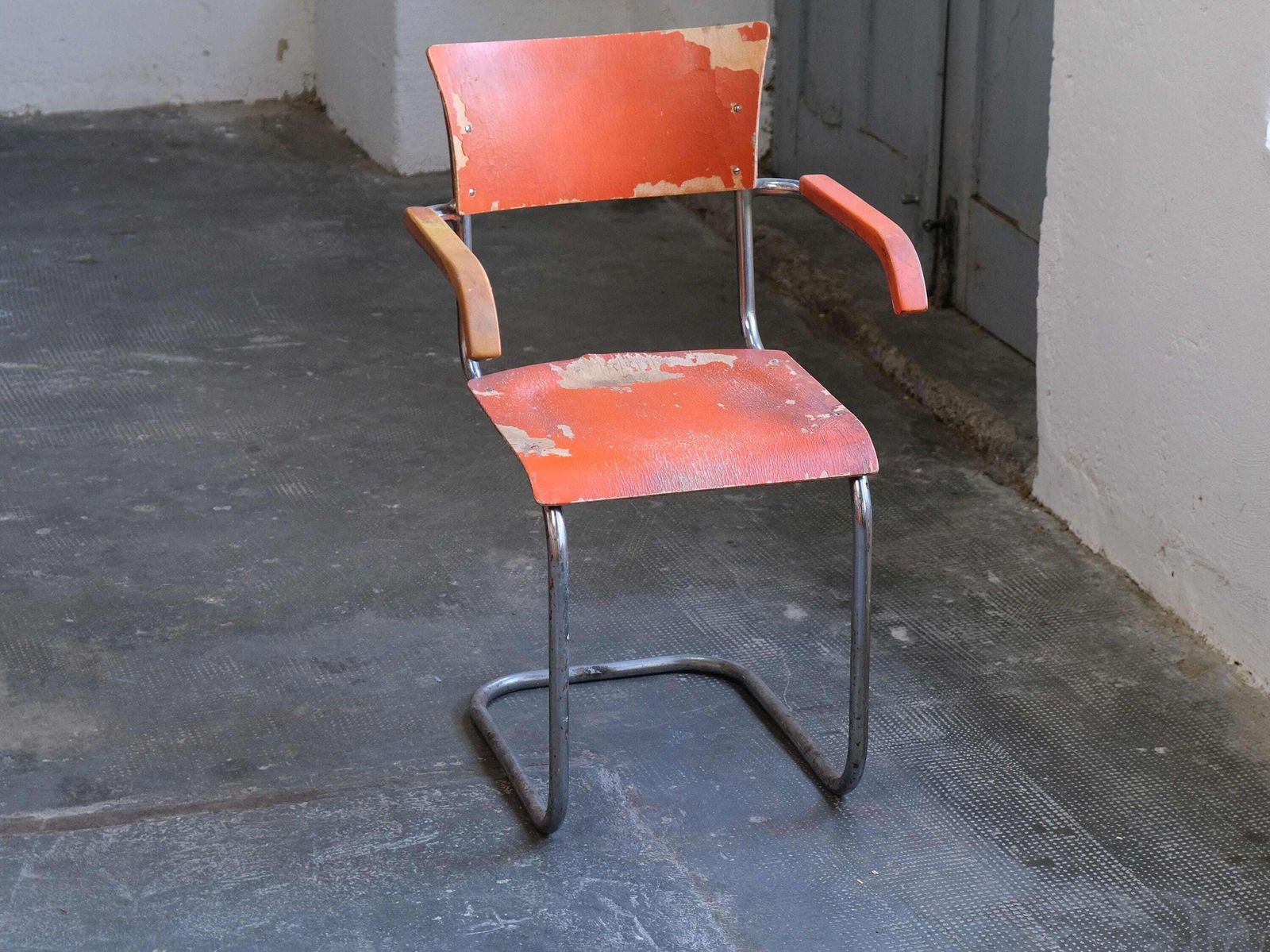 Bauhaus Cantilever Chair With Armrests In Orange From The 1930s #2 photo furniture