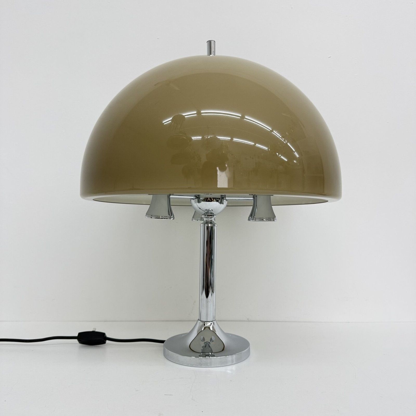 photo vintage Mid Century Mushroom Table Lamp With Chrome Base , 1970s