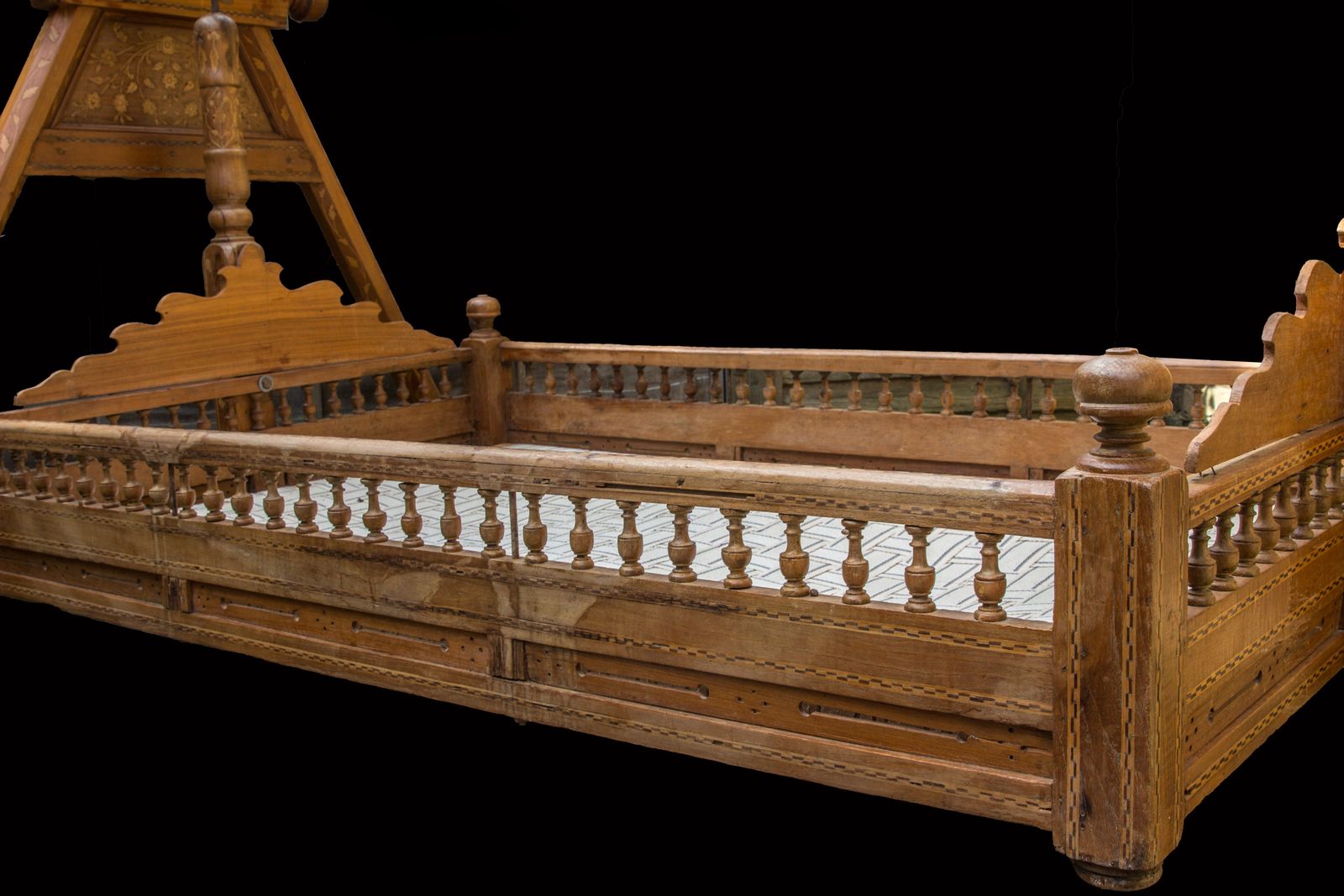 Early 1900s Indian Teak Jhoola (Swing Bed) With Intricate Wood Inlay photo for sale