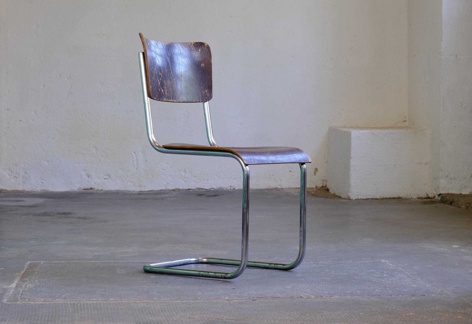 Bauhaus Cantilever Chair, In Need Of Restoration
