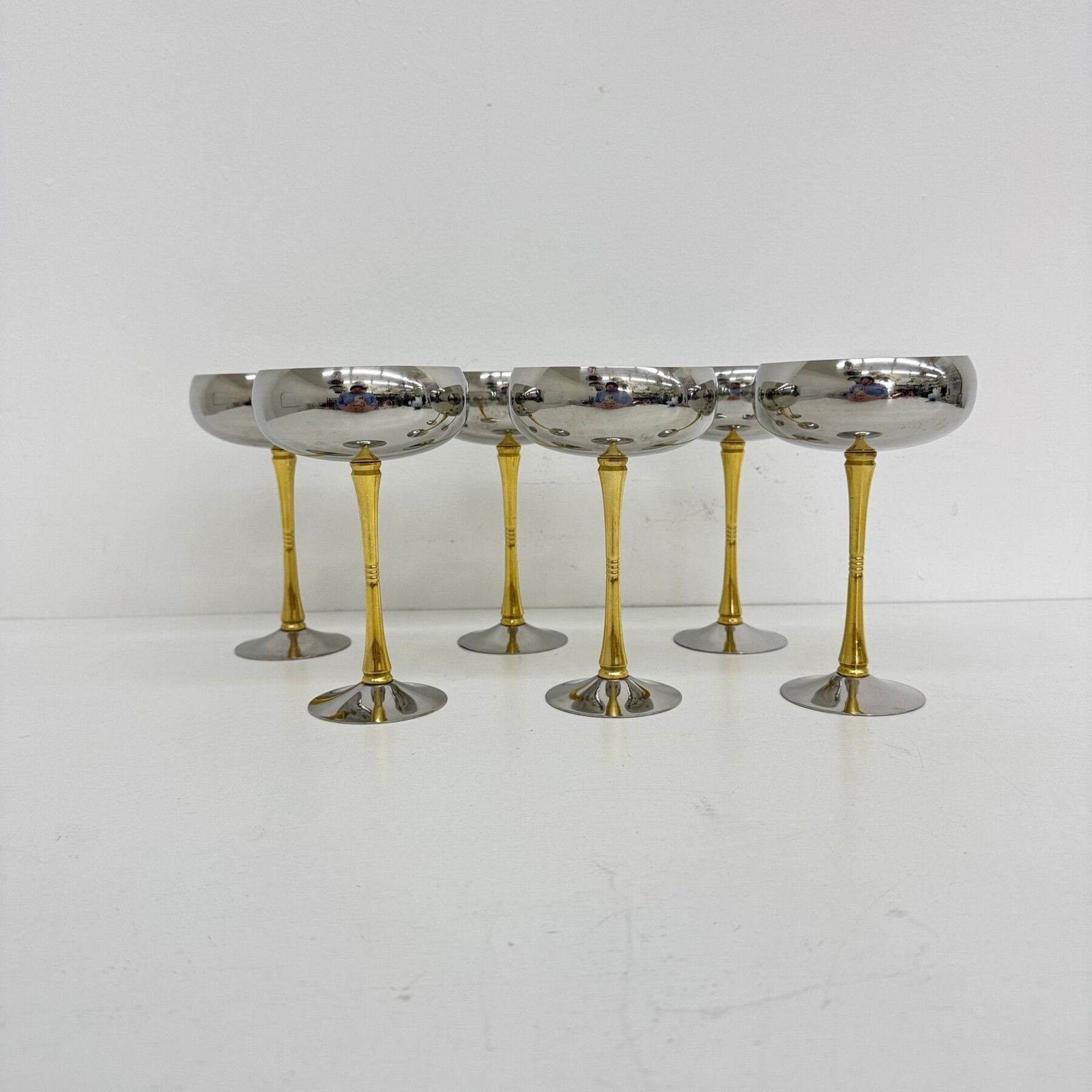 Mid-Century set van 6 Italiaanse champagnecoupes van roestvrij staal en messing, jaren 1970 photo vinterior