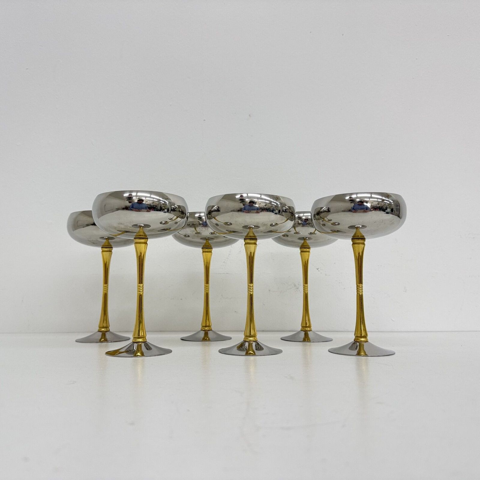 Ensemble mid-century de 6 coupes à champagne italiennes en acier inoxydable et laiton, années 1970 photo buy