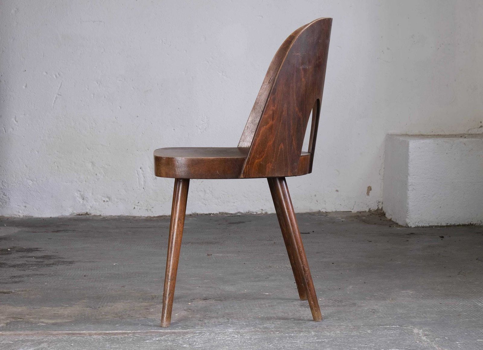 Oswald Haerdtl Chair Made Of Bent Wood photo furniture