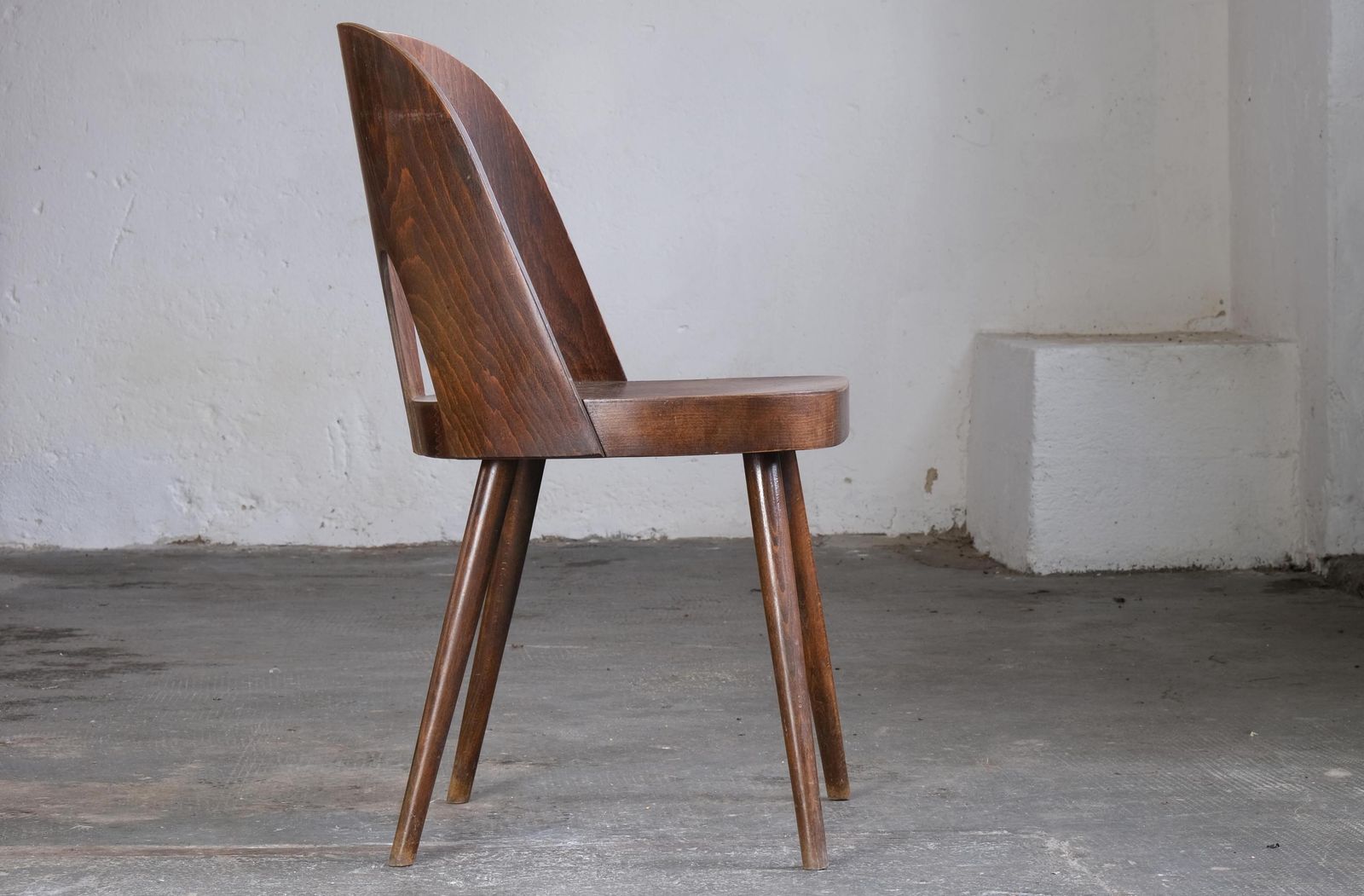 Oswald Haerdtl Chair Made Of Bent Wood photo Furniture