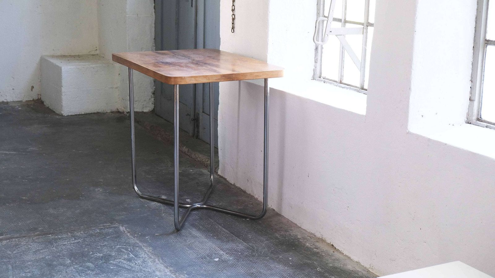 Bauhaus Side Table / Tubular Steel Conference Table With Loop Feet photo for sale
