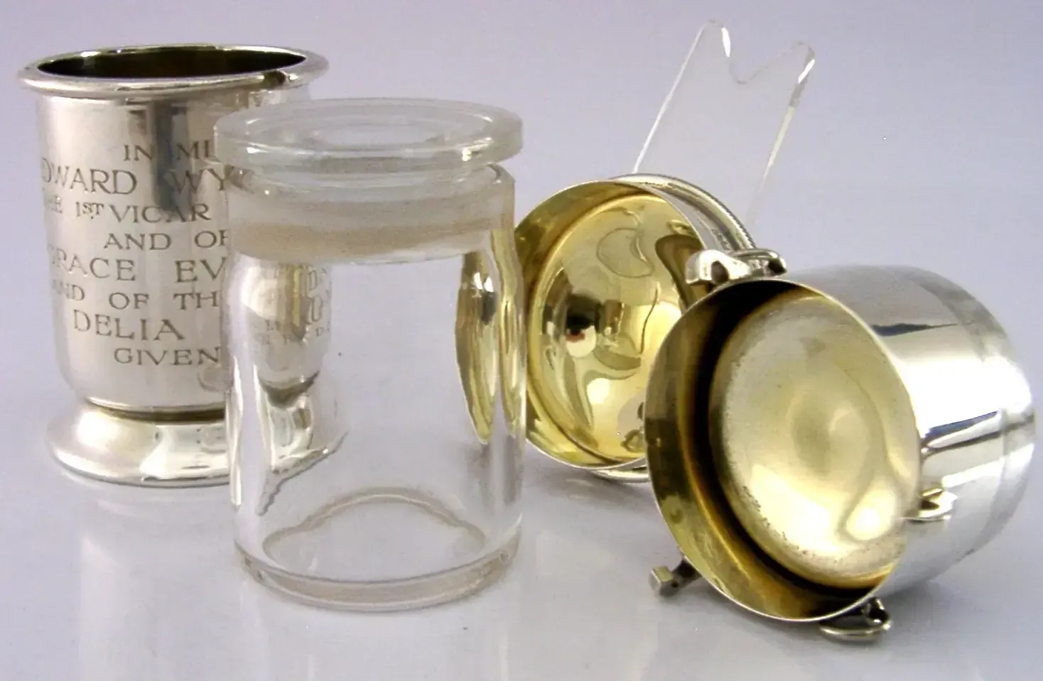 Sterling Zilveren Wafer Pyx Box Holy Water Jar Communion Set 1961 Religious Oxford photo furniture