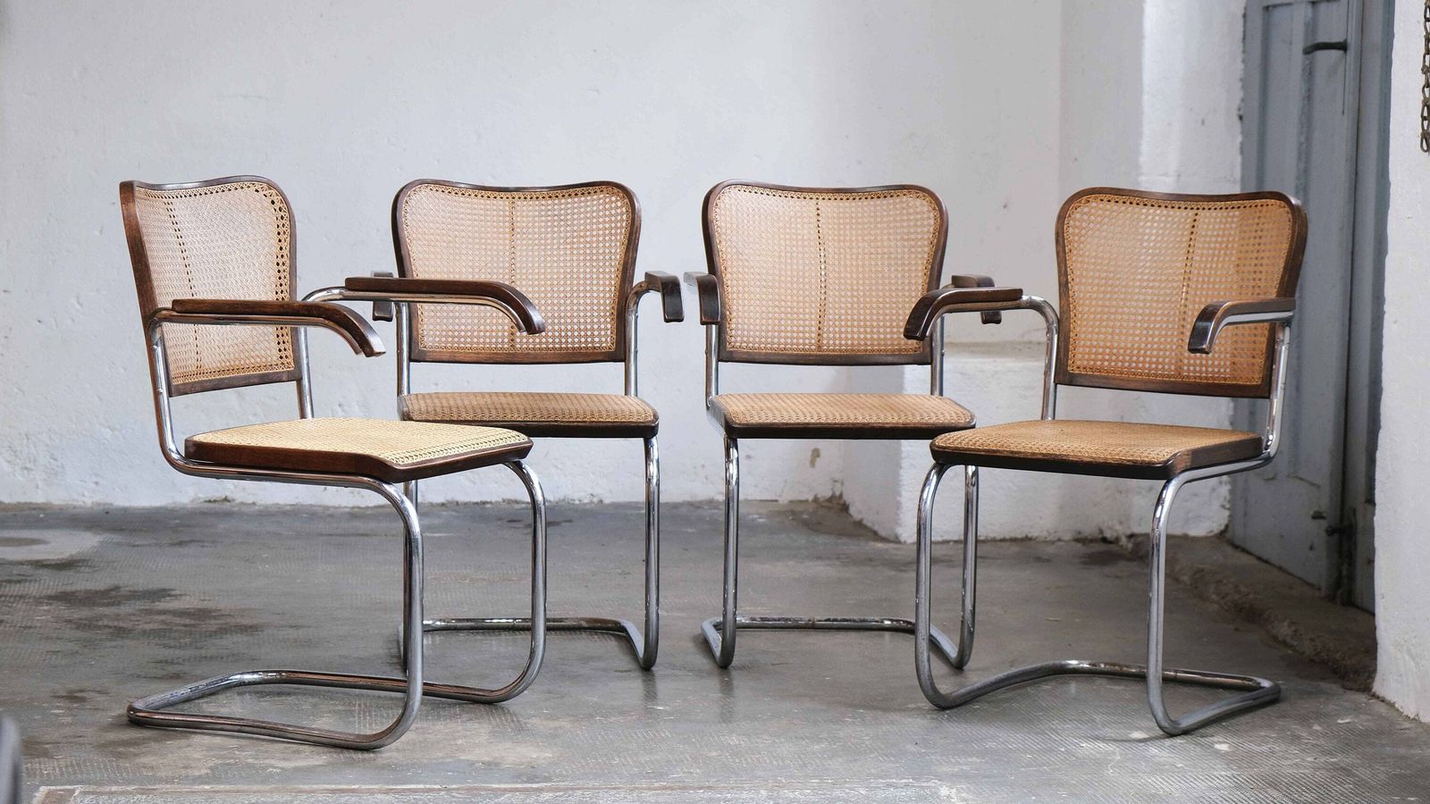 Set Of 4 Bauhaus Cantilever Chairs K 17 By Slezák As Thonet S 64 Variation photo for sale