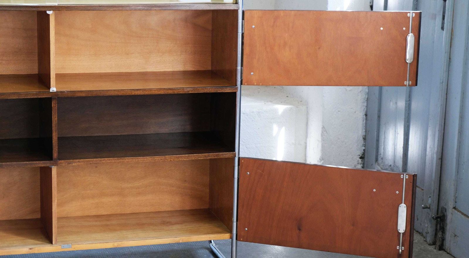Bauhaus Cabinet / Display Cabinet Thonet License After John Hagemann photo 4105.0