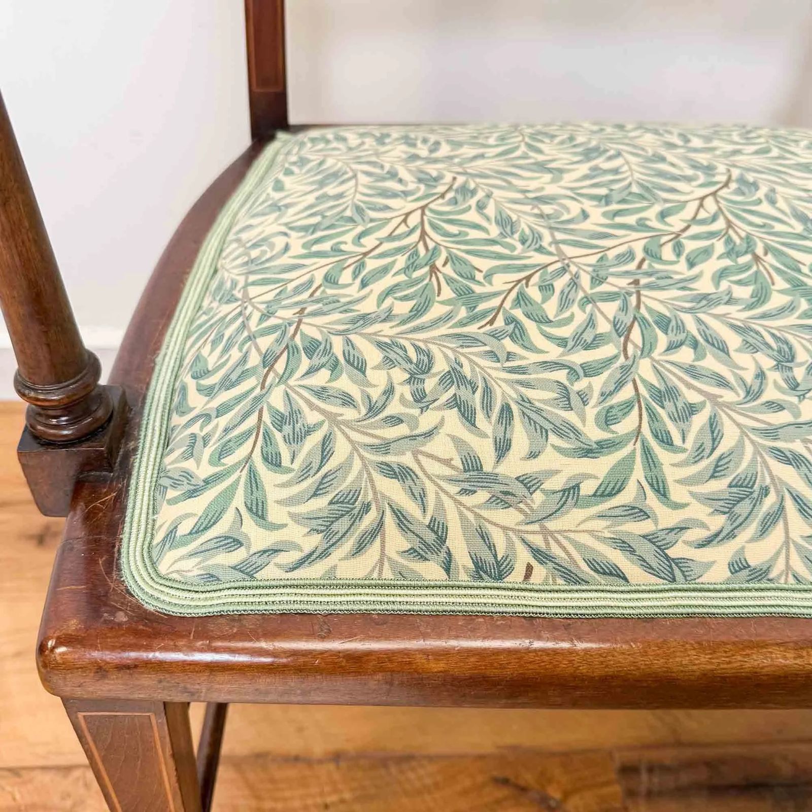 Edwardian Art Nouveau Inlaid Mahogany Settee photo Furniture