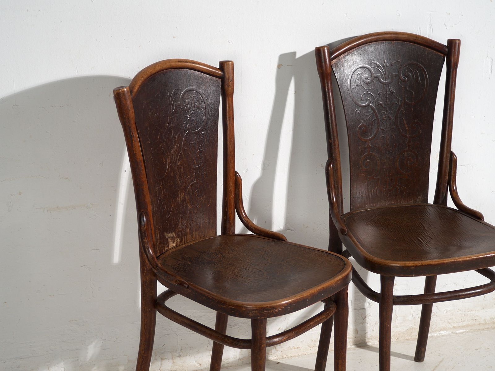 Antique Set Of 2 Bentwood Thonet Chairs – Central Europe, Circa 1900 1920 photo furniture
