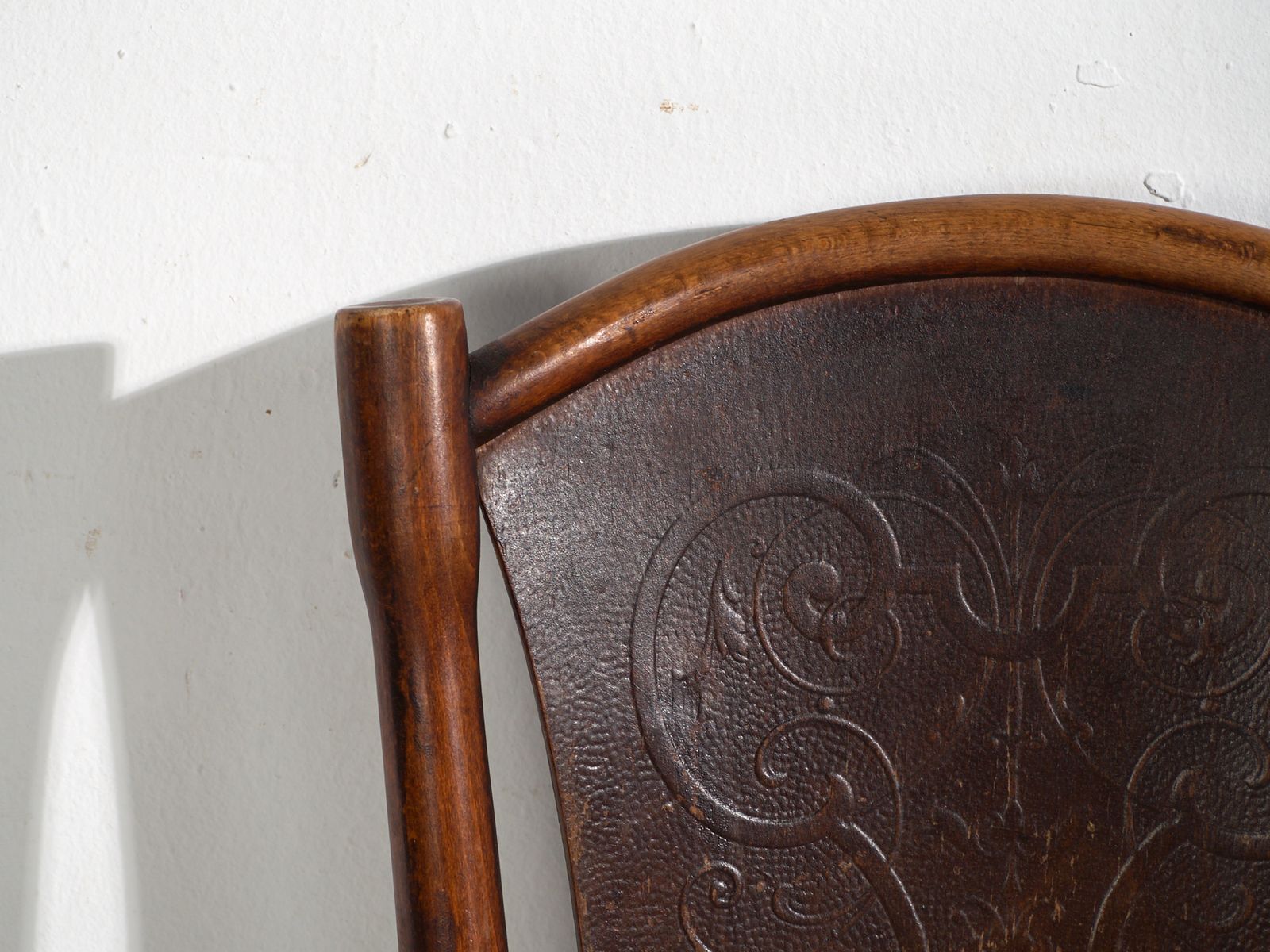 Antique Set Of 2 Bentwood Thonet Chairs – Central Europe, Circa 1900 1920 photo vinterior
